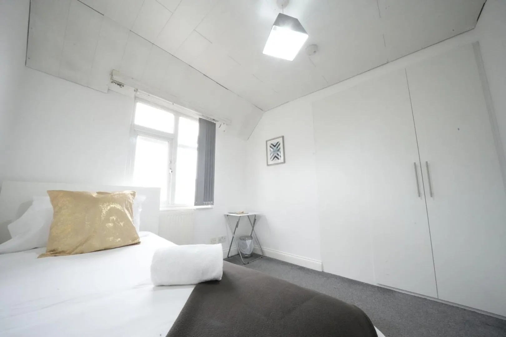 Bed in Airport Comfy Stay