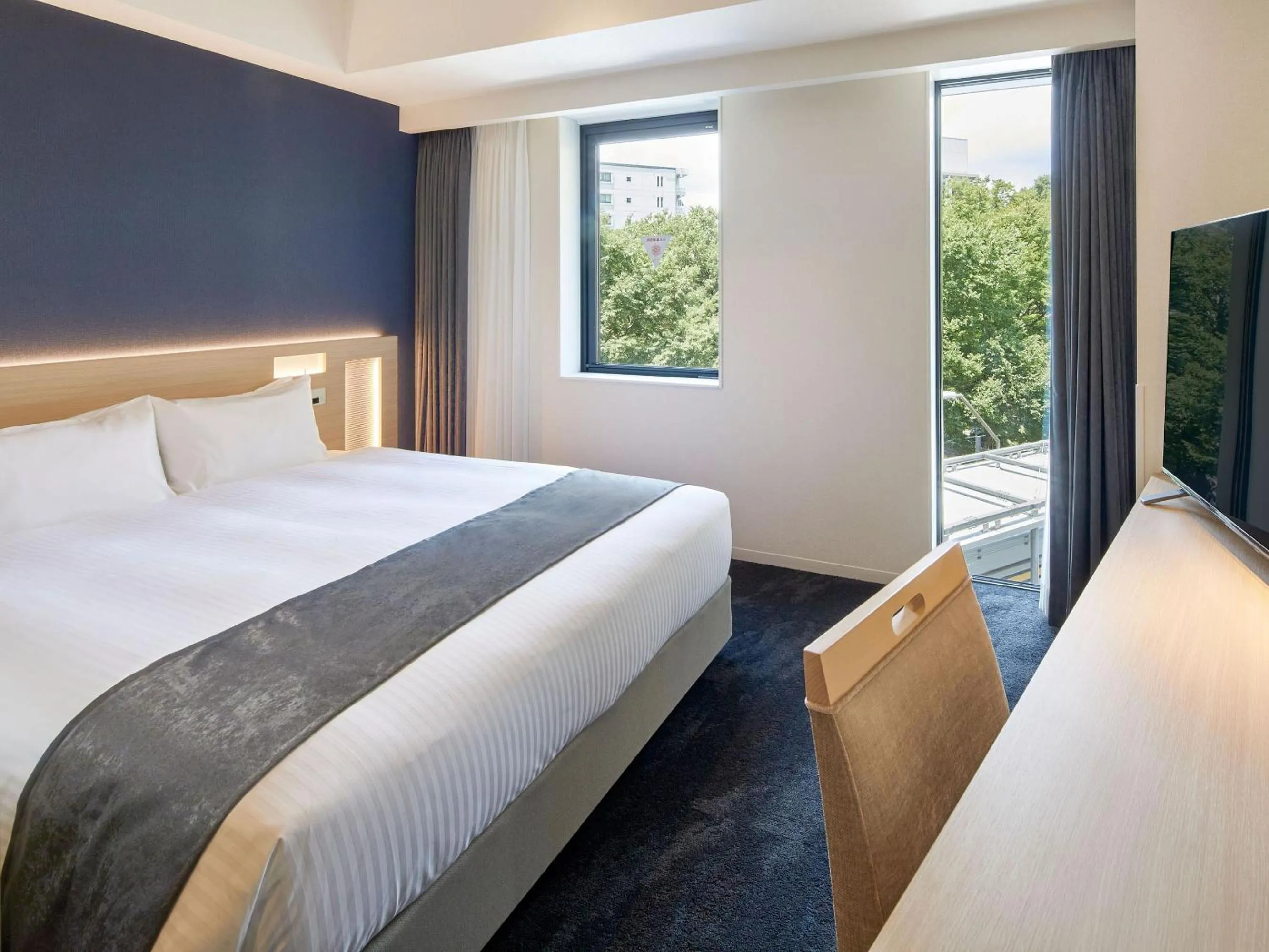 Photo of the whole room, Bed in Hotel Keyaki Gate Tokyo Fuchu