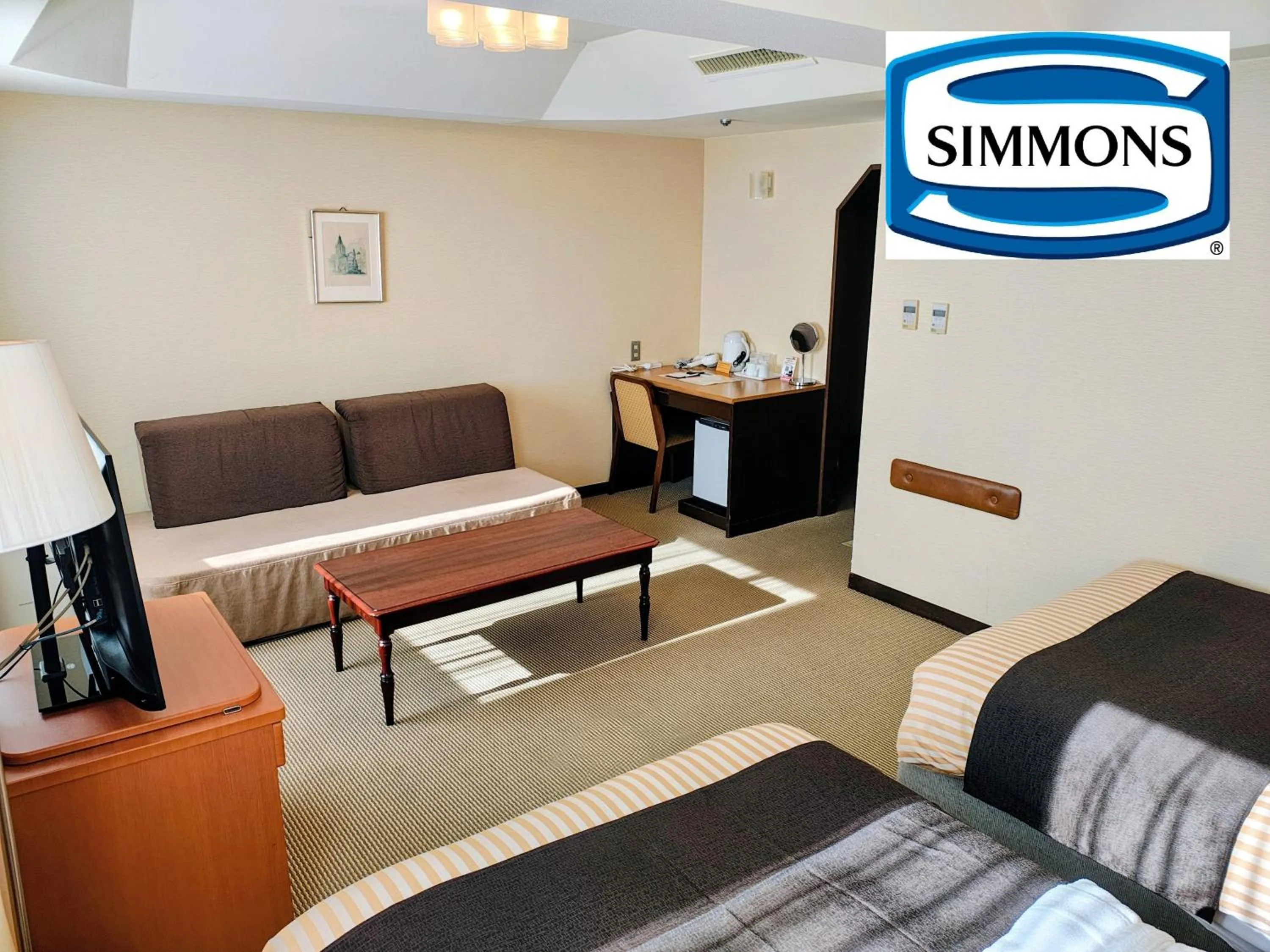 Photo of the whole room, Bed in Grand Hotel Kanachu Hiratsuka