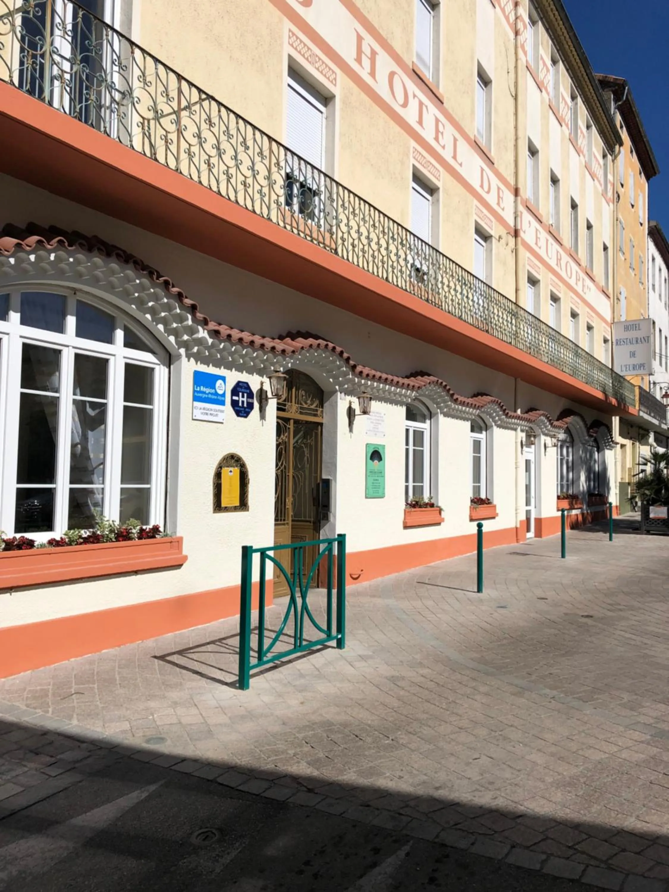 Property building in Grand hôtel de l'Europe