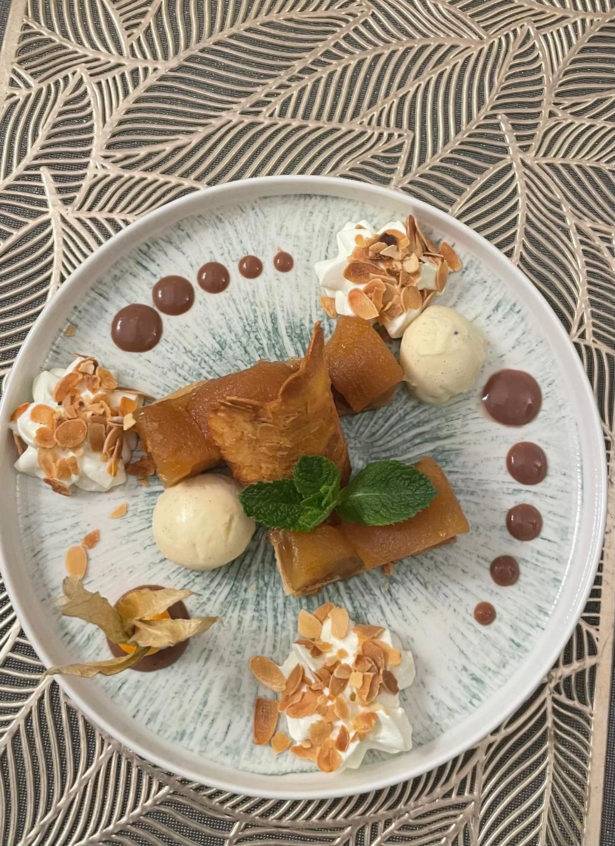 Restaurant/places to eat in Grand hôtel de l'Europe