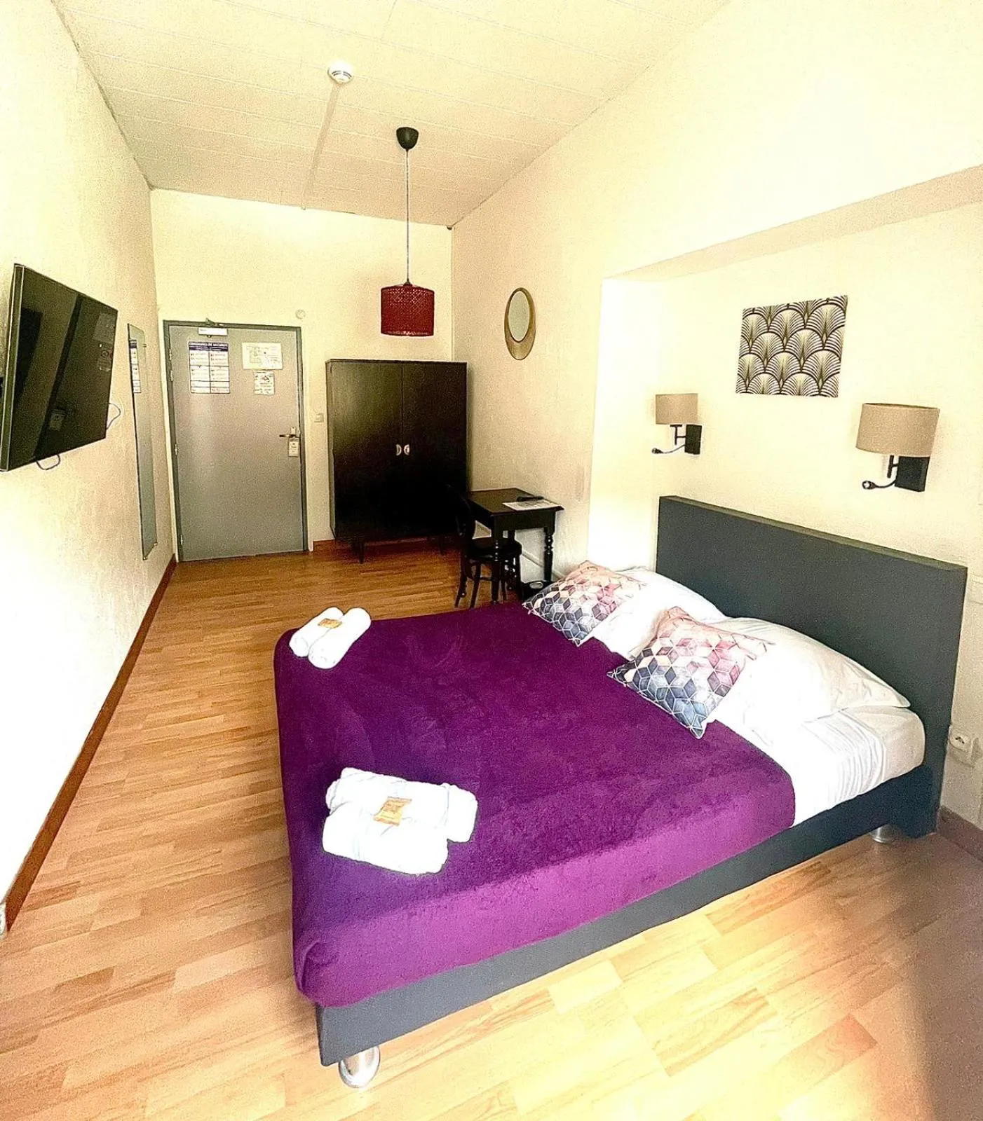 Bed in Grand hôtel de l'Europe