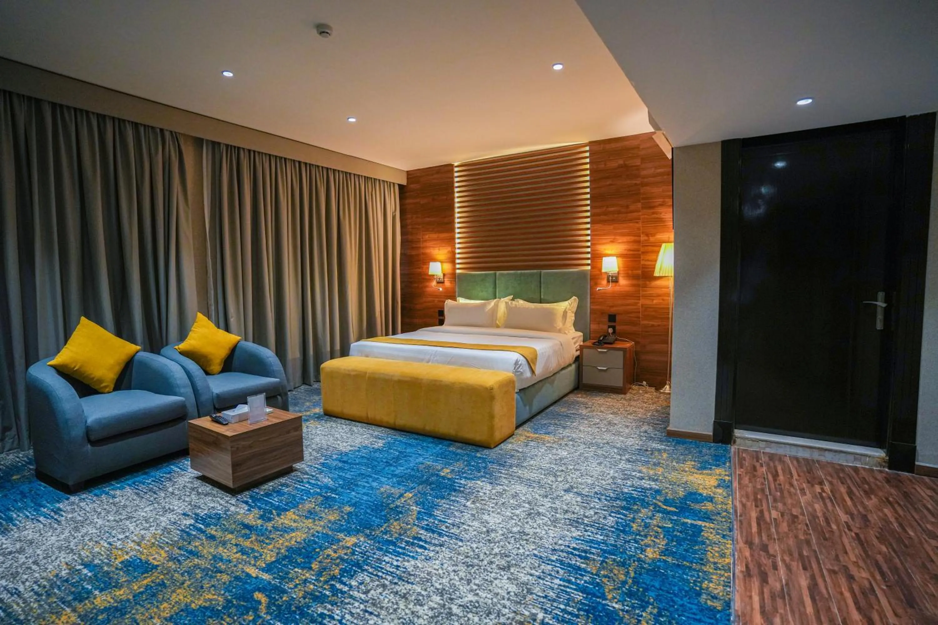 Bed in Almsakn Alola Hotel Company