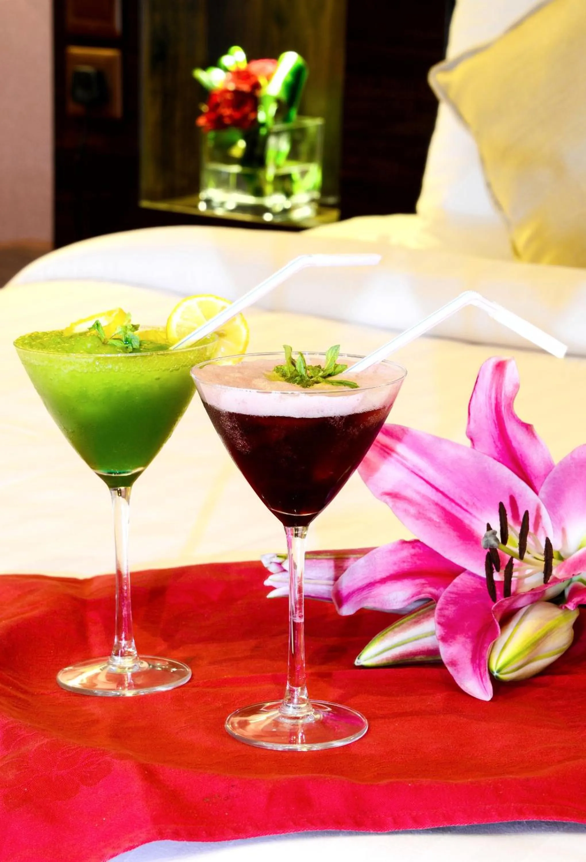 Drinks in Almsakn Alola Hotel Company