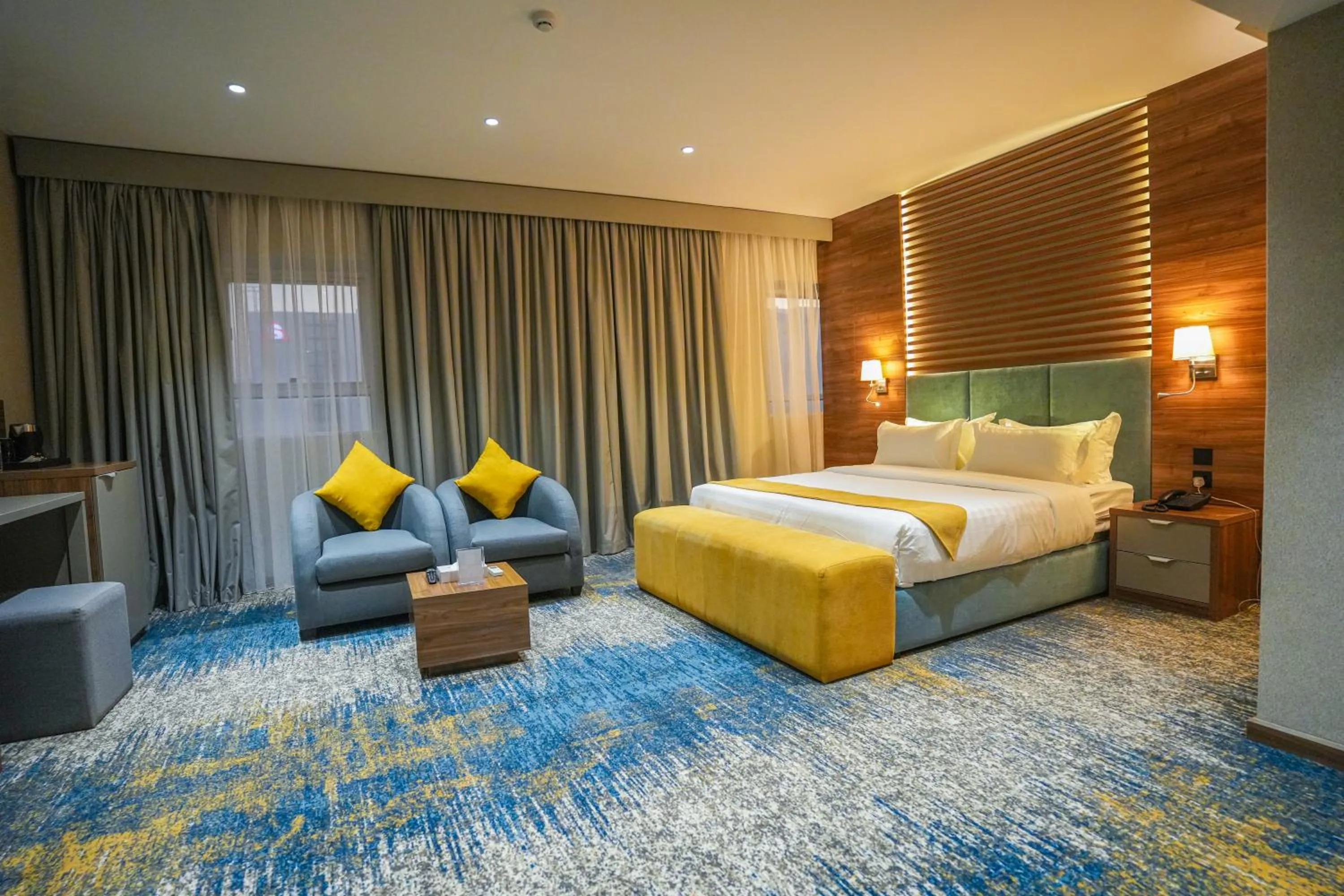 Bed in Almsakn Alola Hotel Company