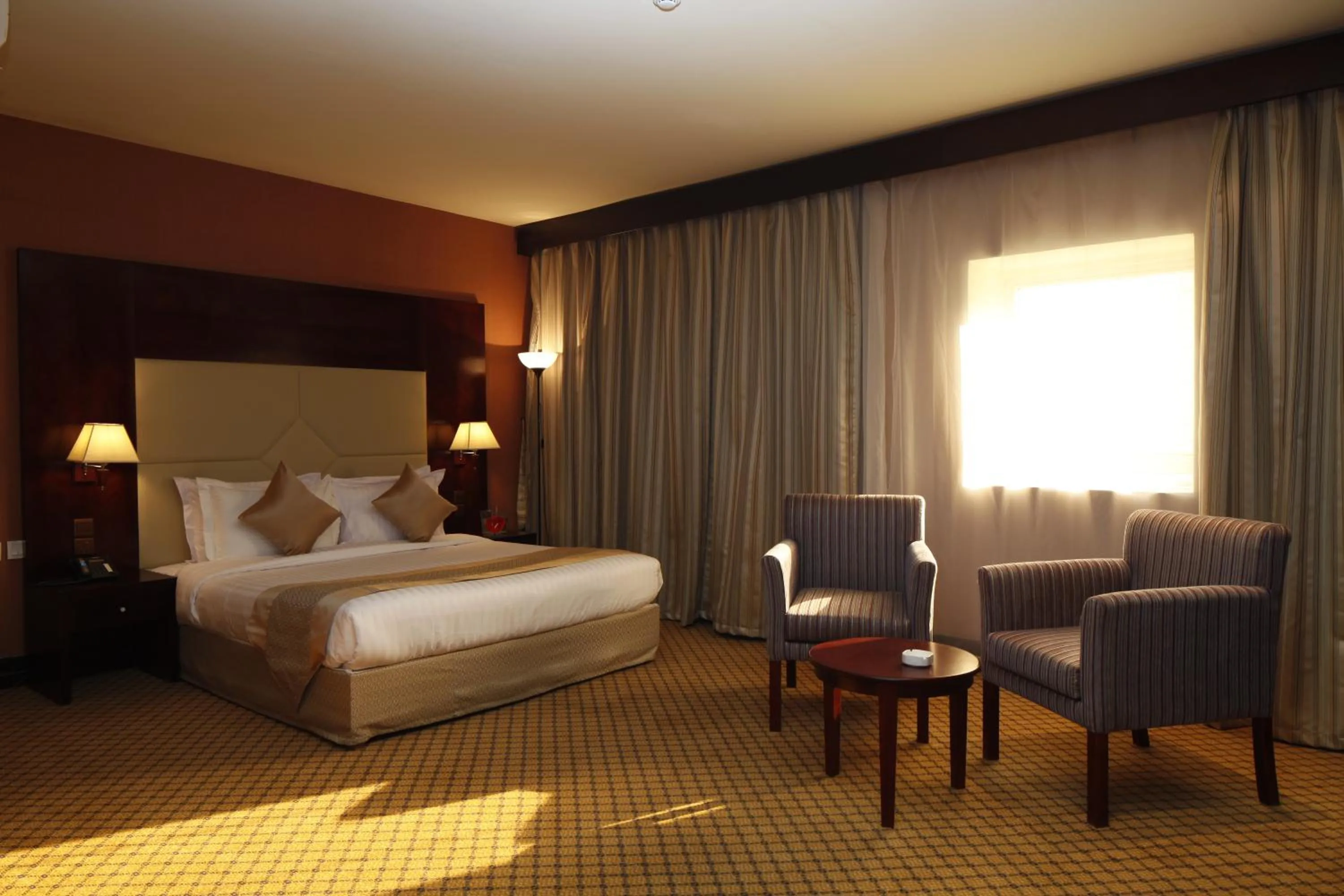 Bed in Almsakn Alola Hotel Company