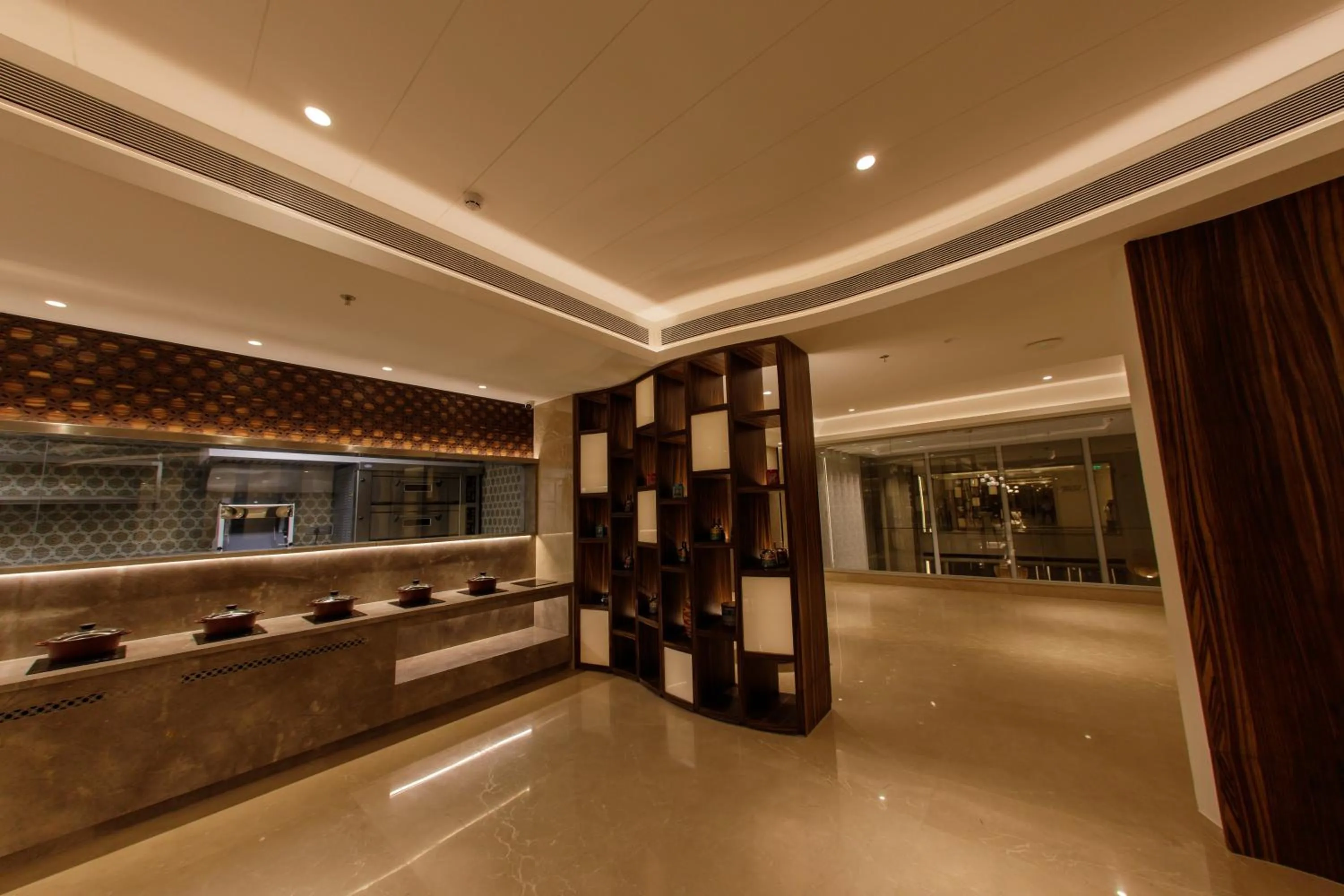 Restaurant/places to eat in Sayaji Jamnagar