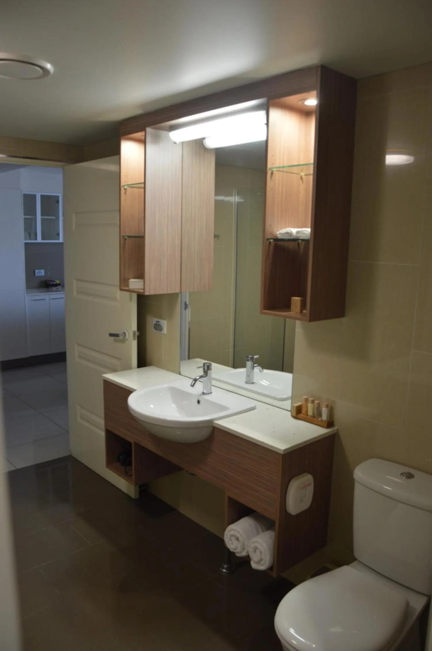 CBD Executive Apartments