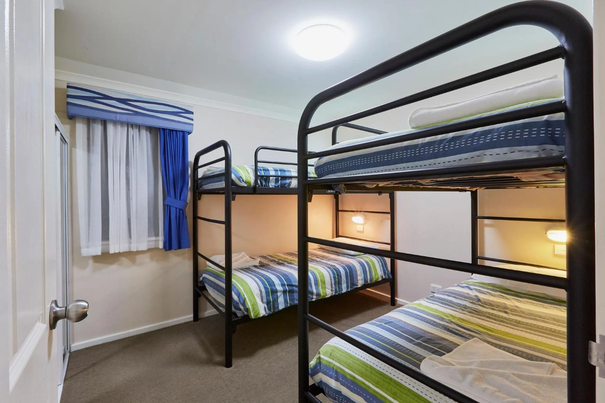 bunk bed, Bed in BIG4 Breeze Holiday Parks - Busselton