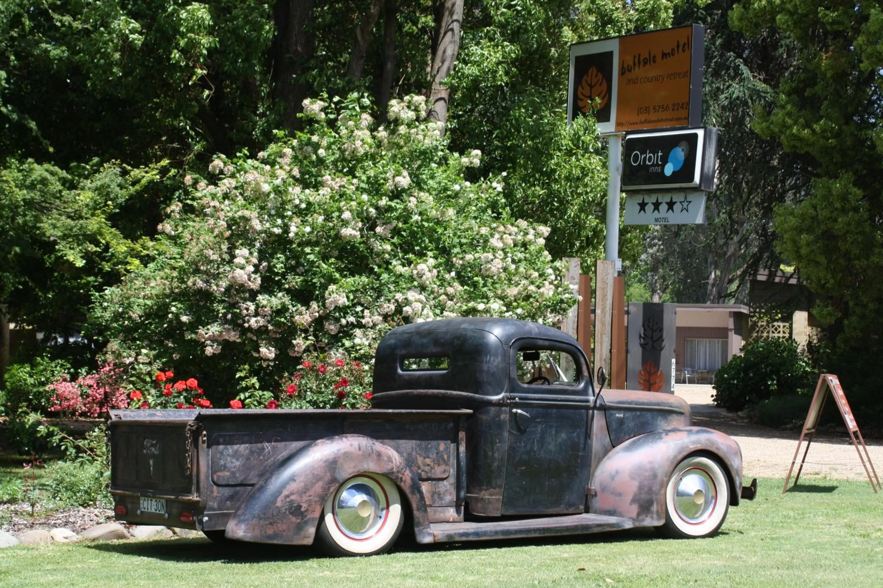 Decorative detail in Buffalo Motel and Country Retreat
