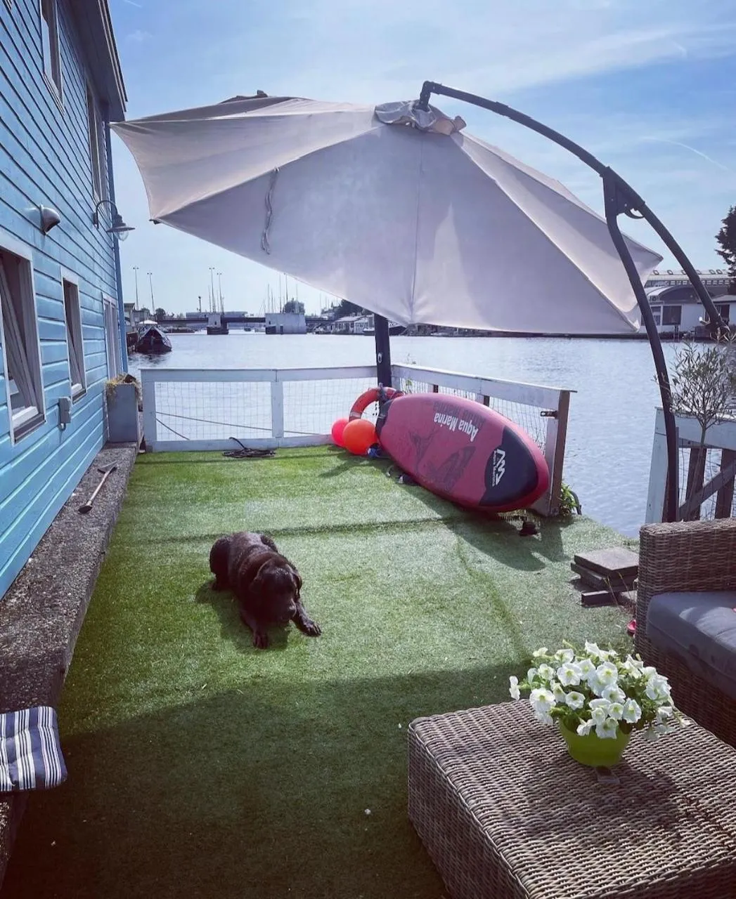 Amster Houseboat Bed without Breakfast