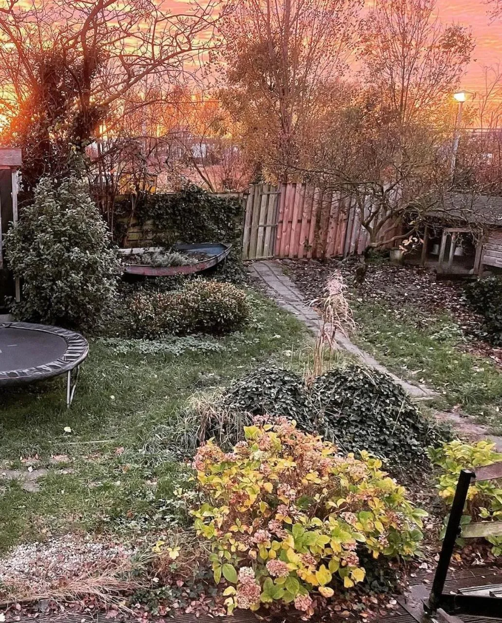 Amster Houseboat Bed without Breakfast