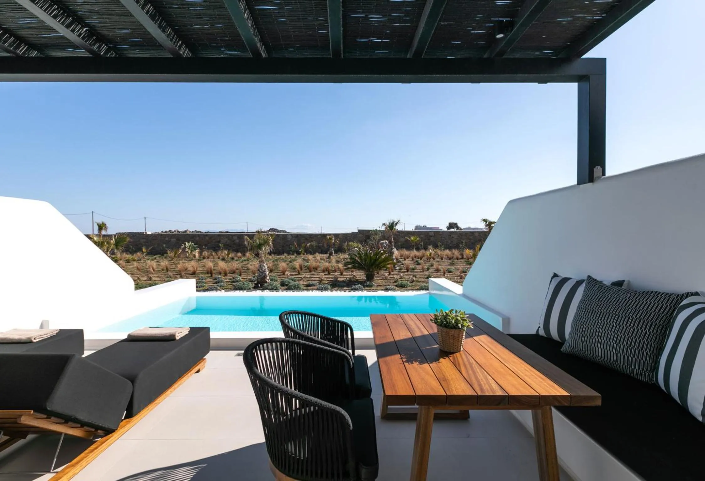 Balcony/Terrace in Agrari Bo Suites by Mykonos Rocks