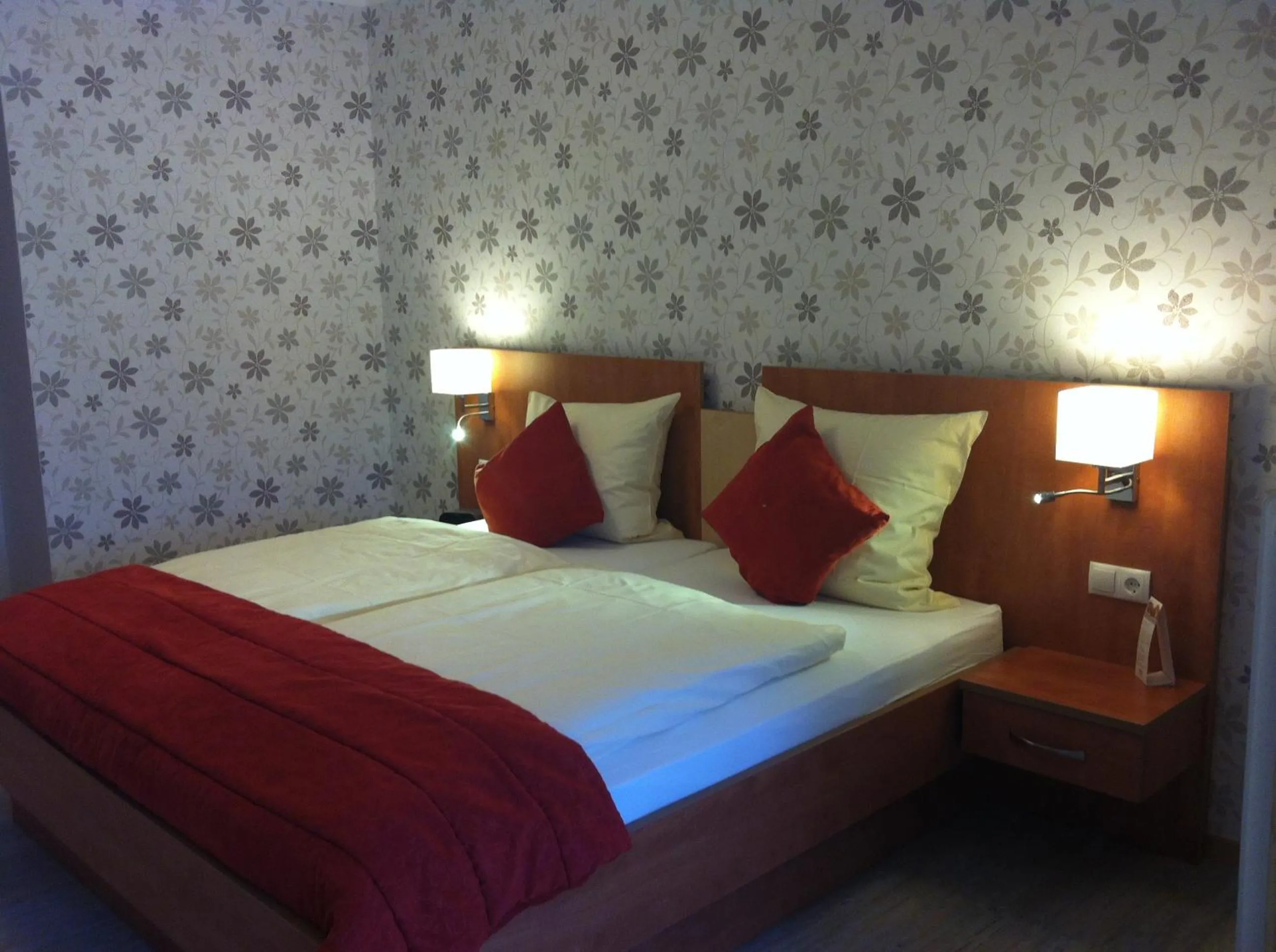 Bedroom, Bed in Der Schützenhof