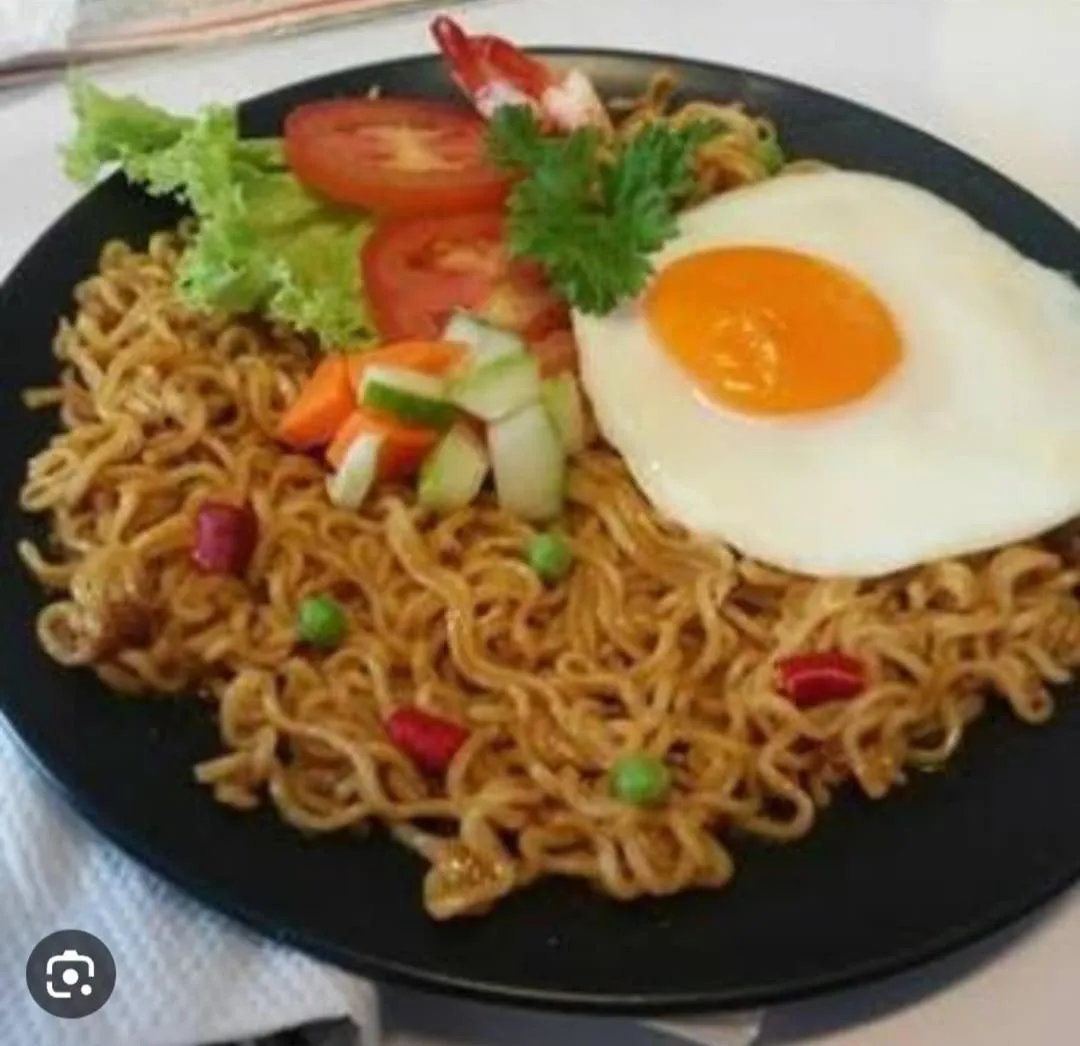 Restaurant/places to eat in Hotel 55