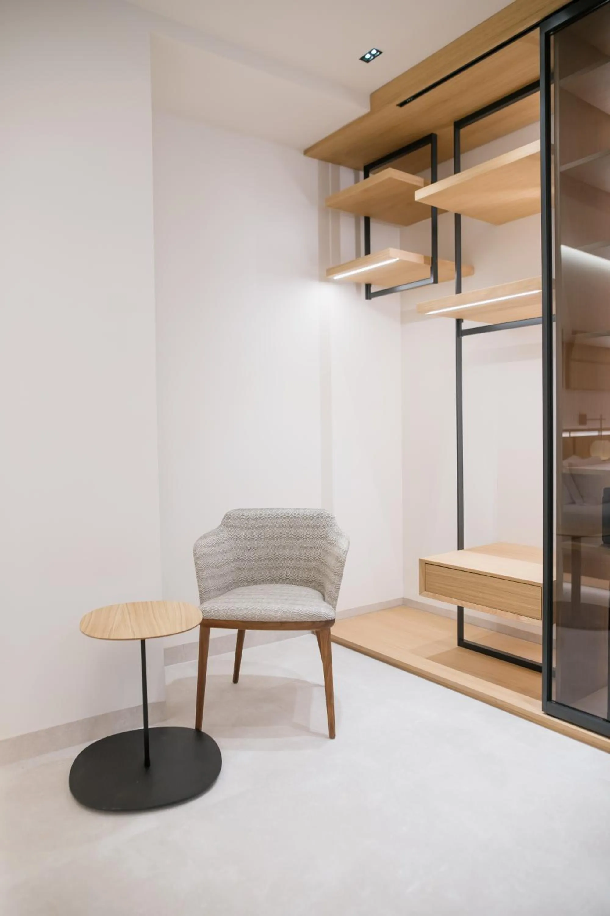 Seating area in MYR Puerta Serranos