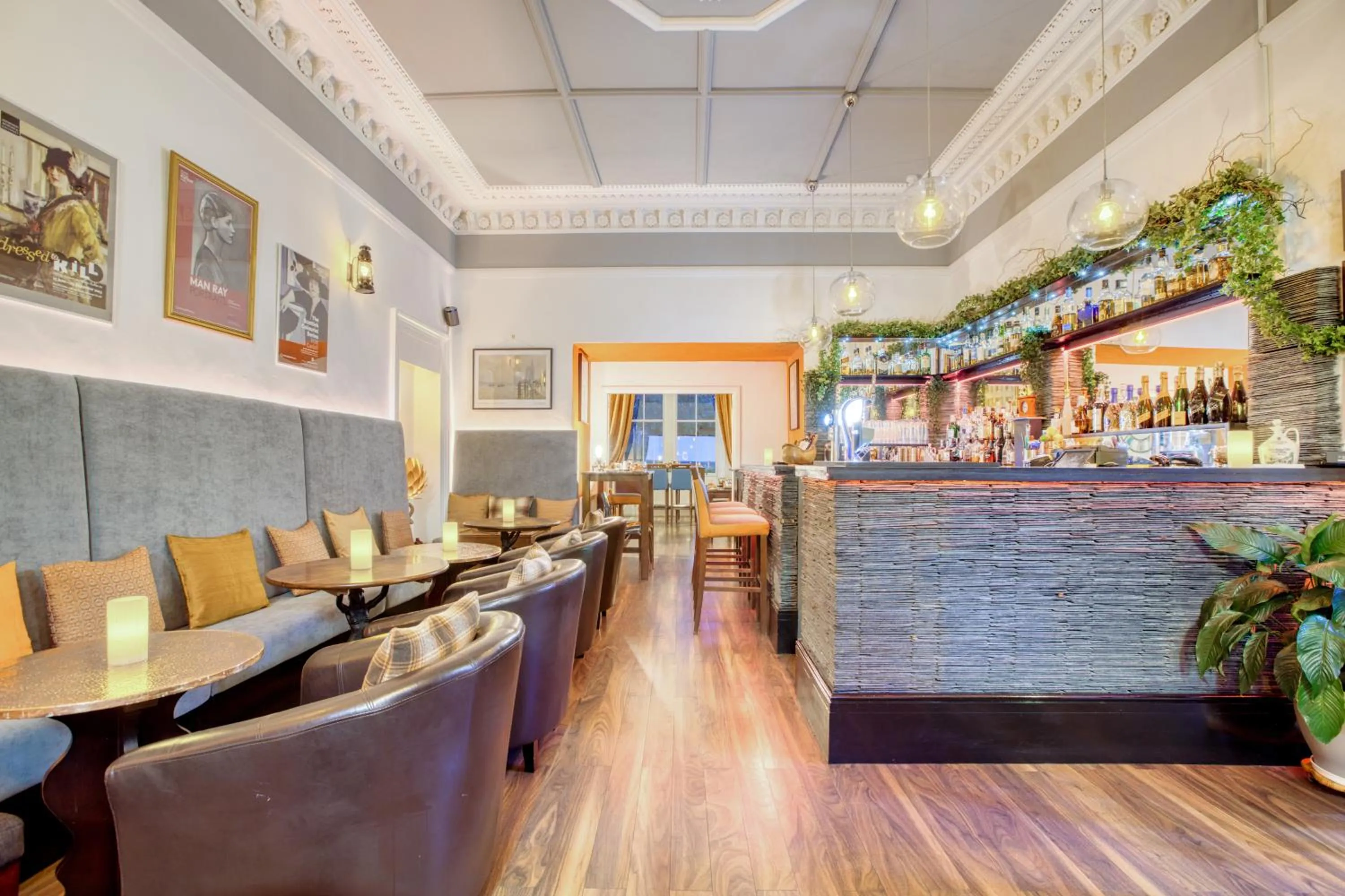 Lounge or bar in No32 Hotel