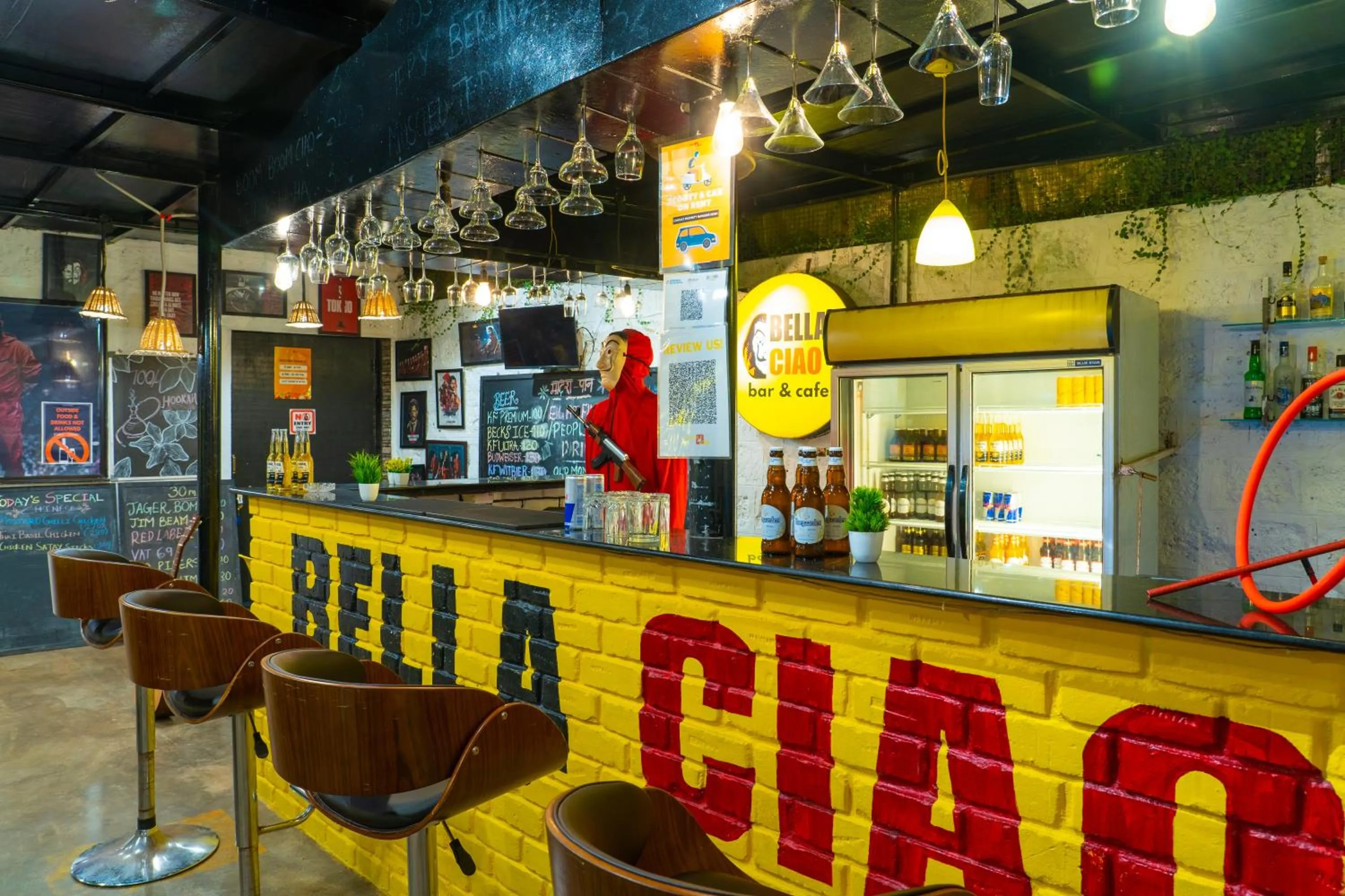 Lounge or bar in Whoopers Hostel Palolem