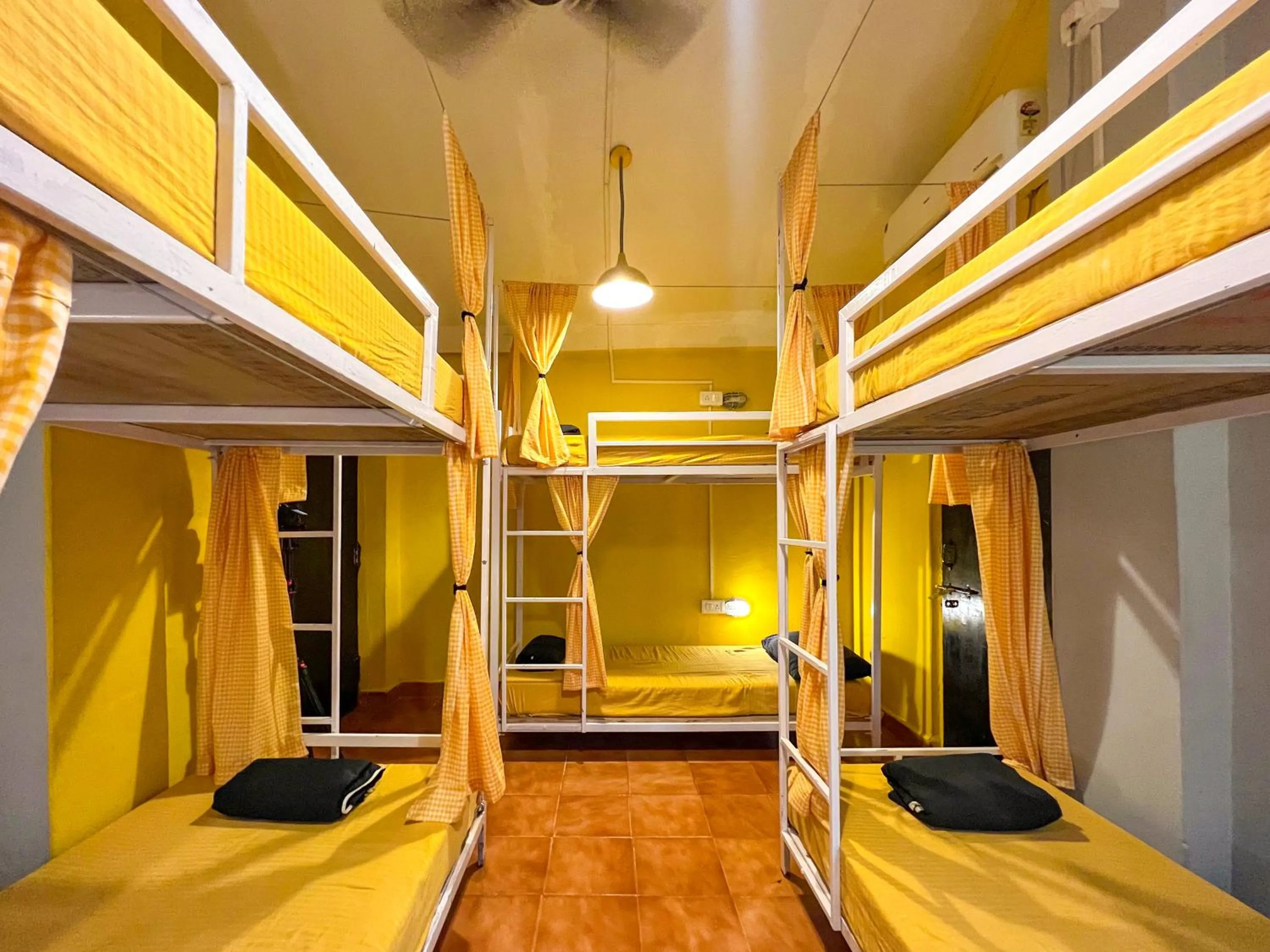 bunk bed, Bed in Whoopers Hostel Palolem