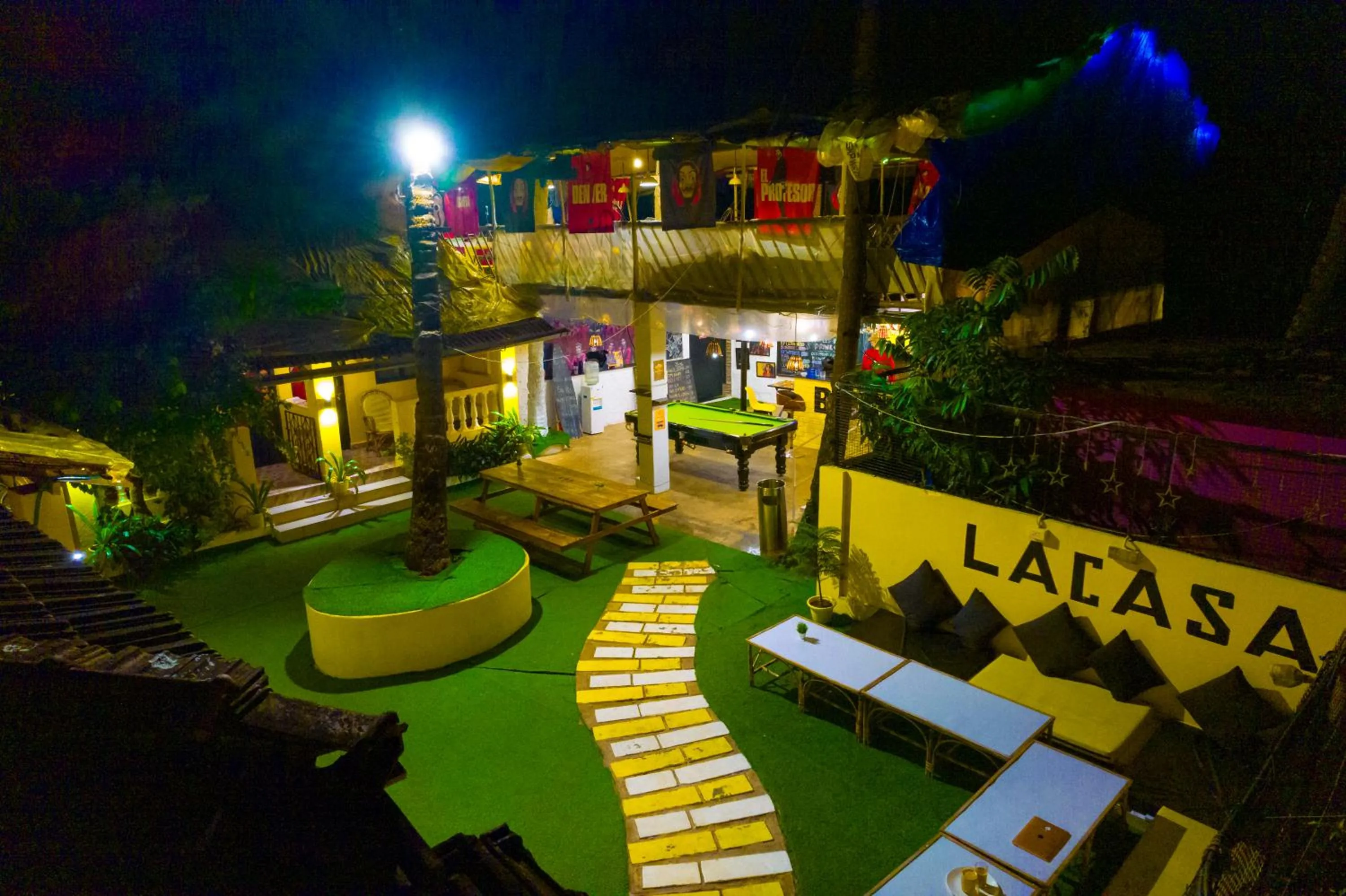 Property building in Whoopers Hostel Palolem