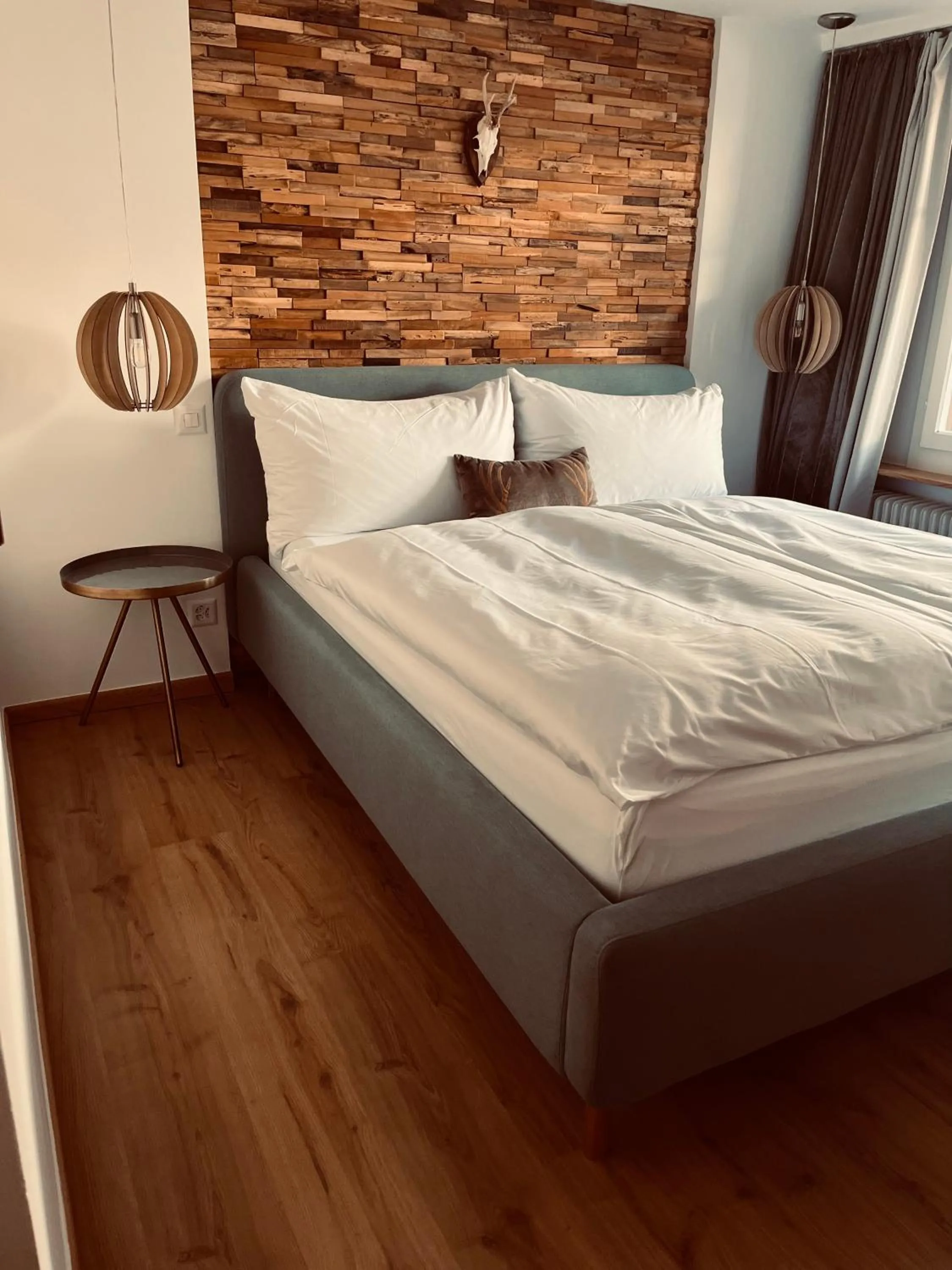 Bed in Boutique Hotel Bellevue B&B am Brienzersee Iseltwald Interlaken