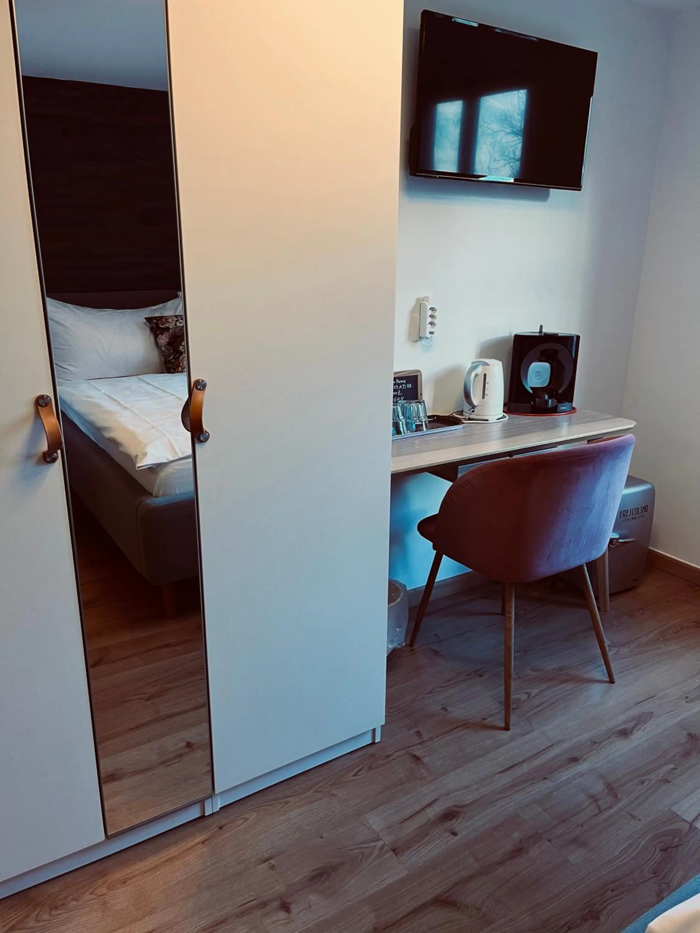 Bed in Boutique Hotel Bellevue B&B am Brienzersee Iseltwald Interlaken