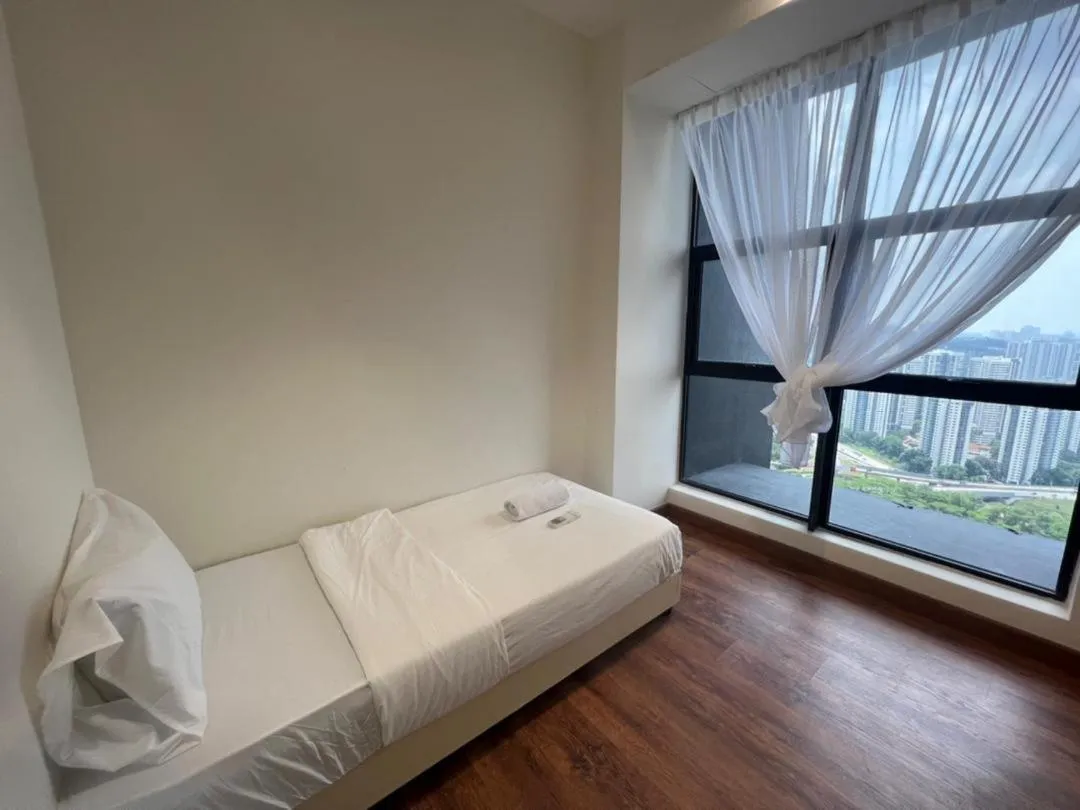 Bed in Arte Mont Kiara by CozyNest