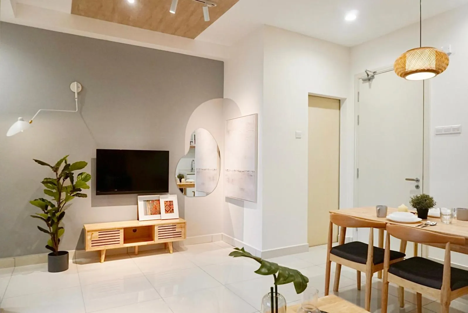 Living room in Arte Mont Kiara by CozyNest