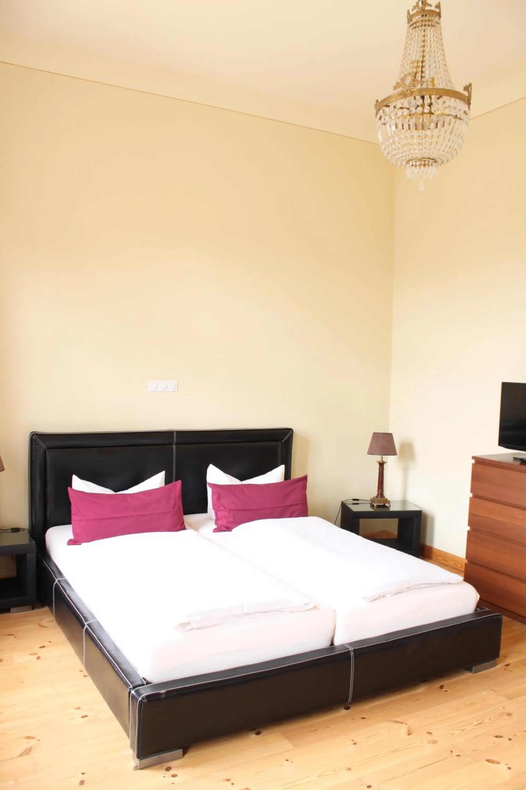 Bed in Hotel Villa Sommer