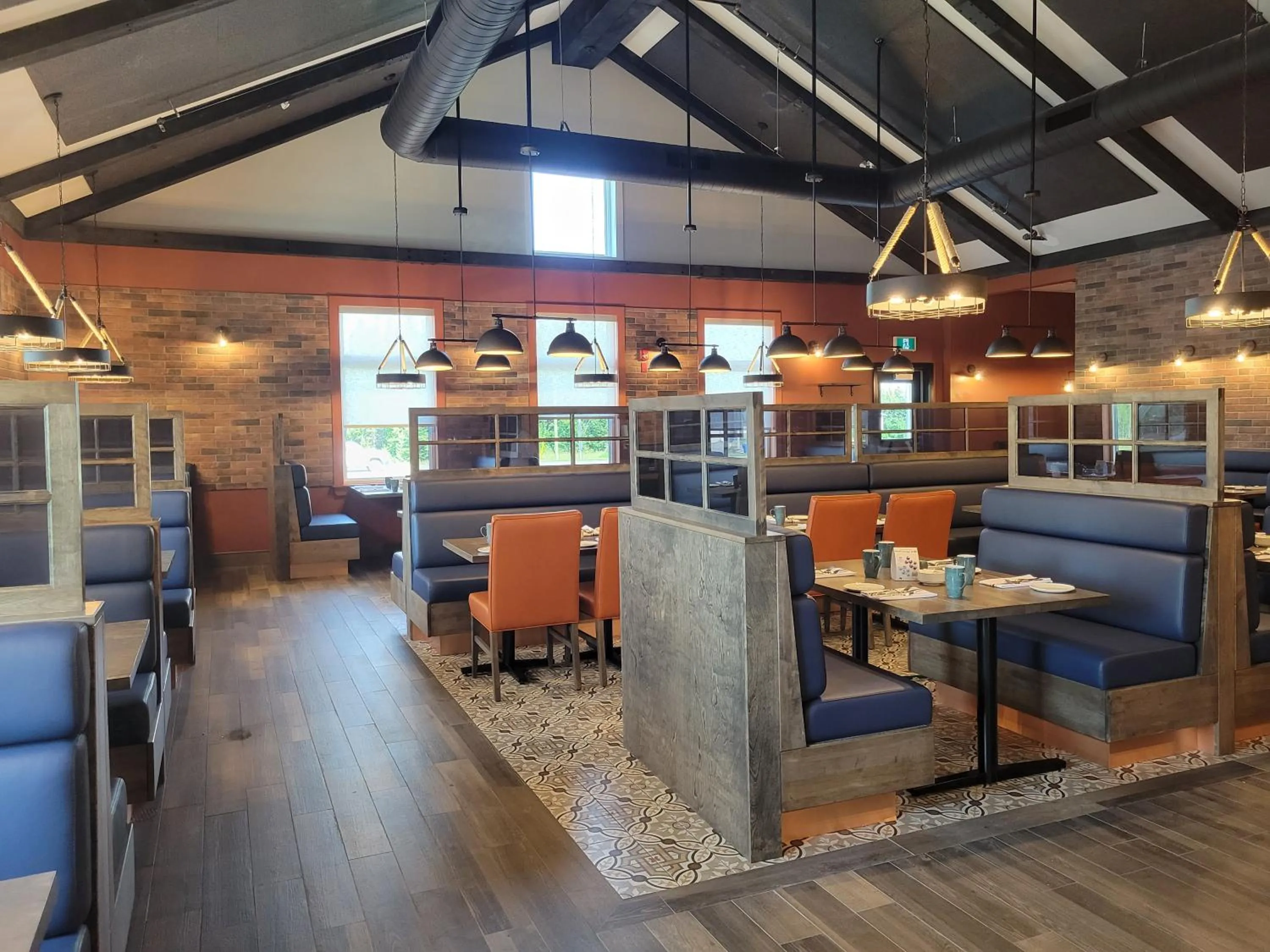 Restaurant/places to eat in Amsterdam Inn & Suites, an Ascend Collection Hotel