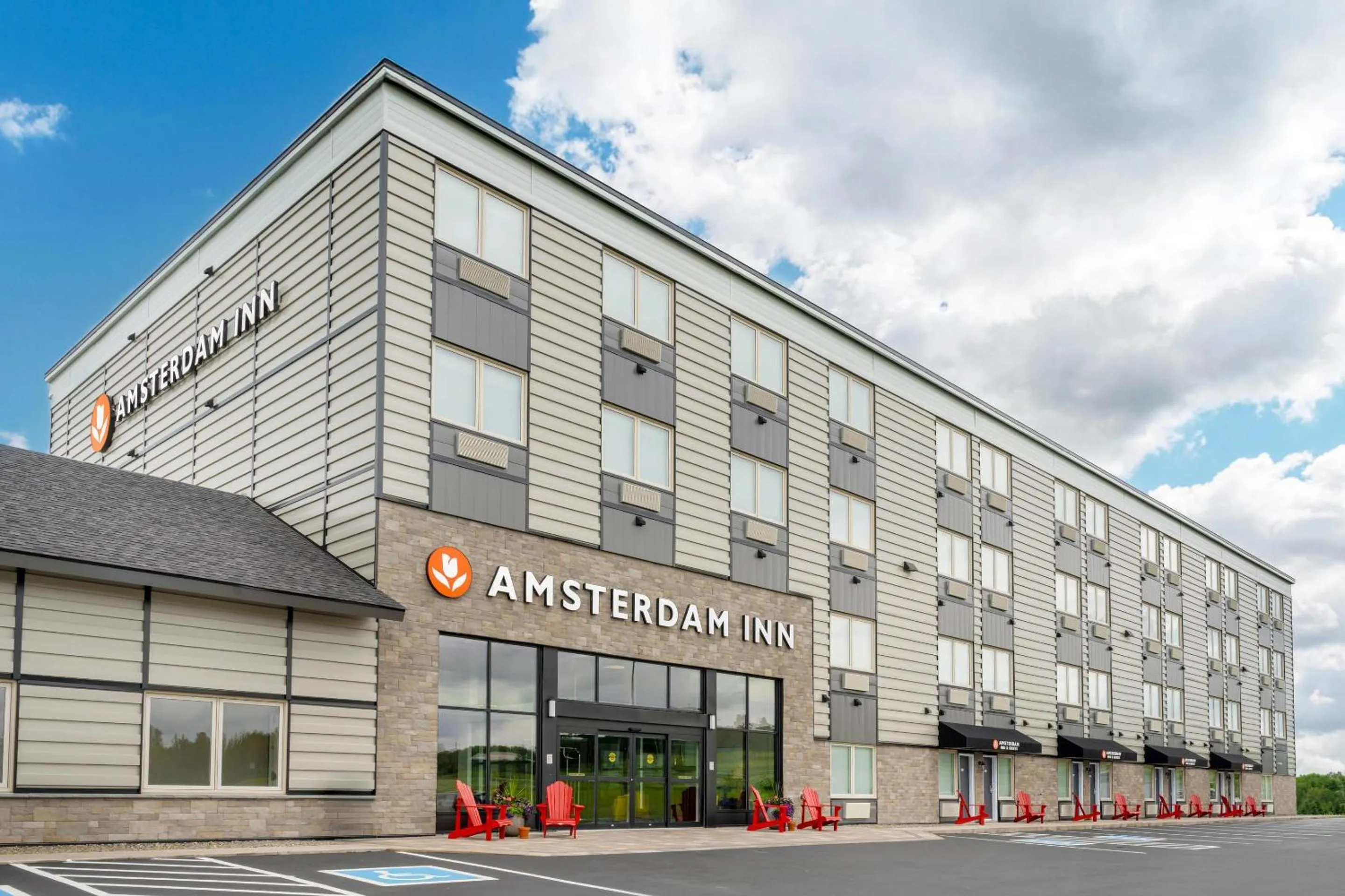 Property building in Amsterdam Inn & Suites, an Ascend Collection Hotel