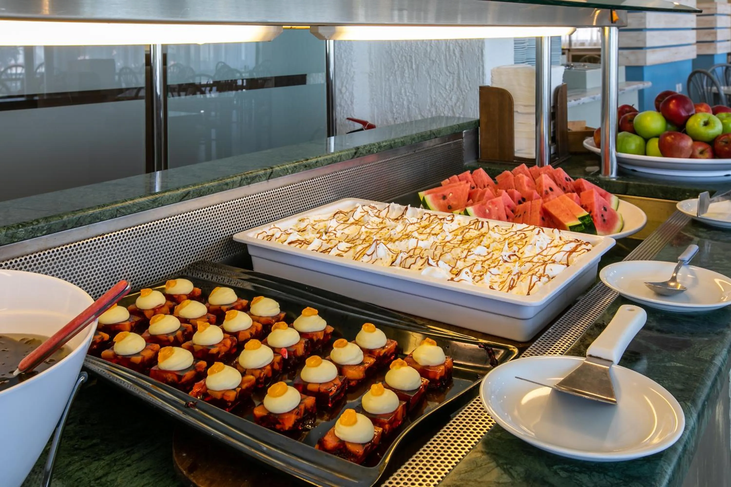 Food in Lymberia Hotel