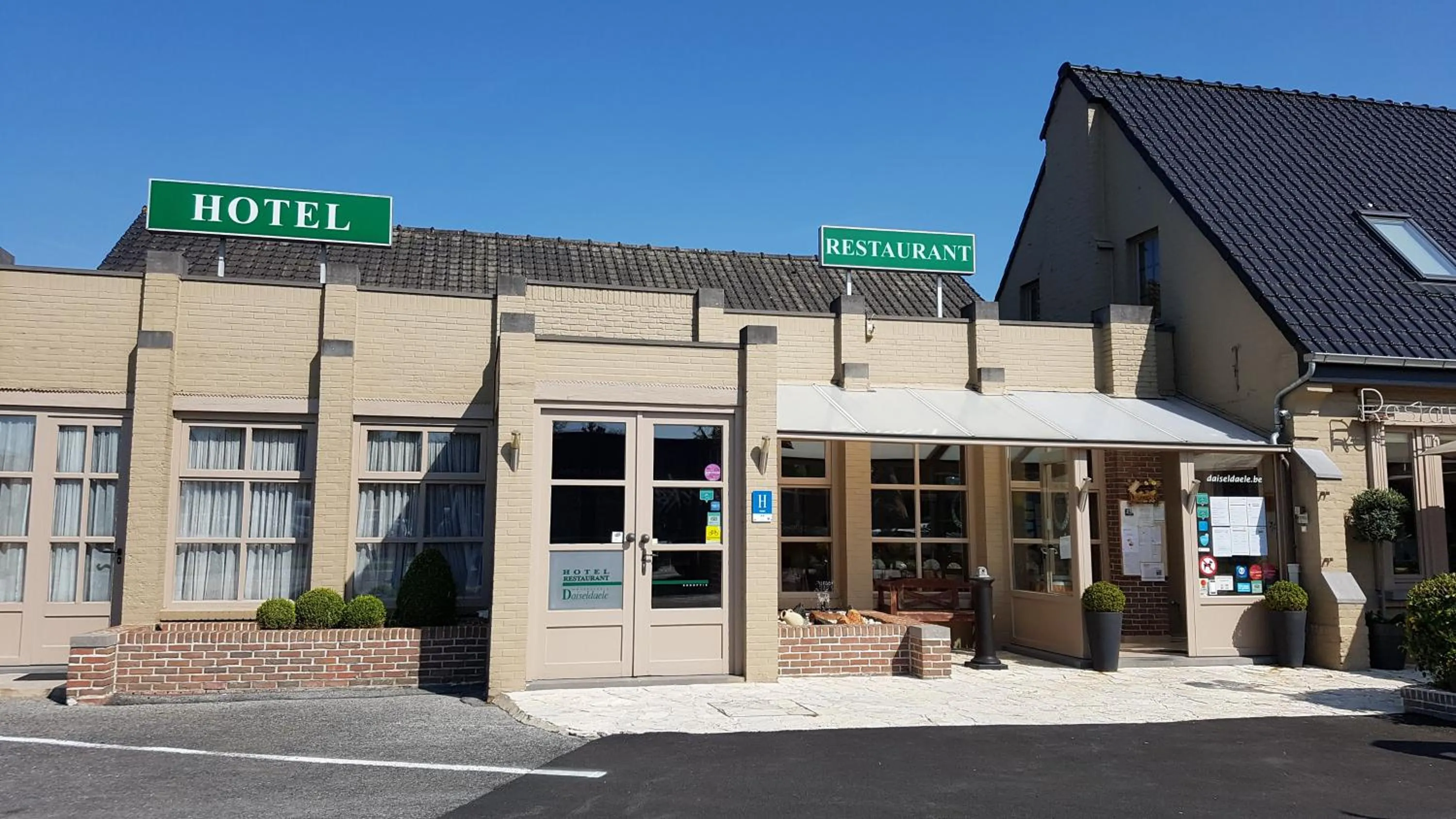 Facade/entrance in Hostellerie Daiseldaele