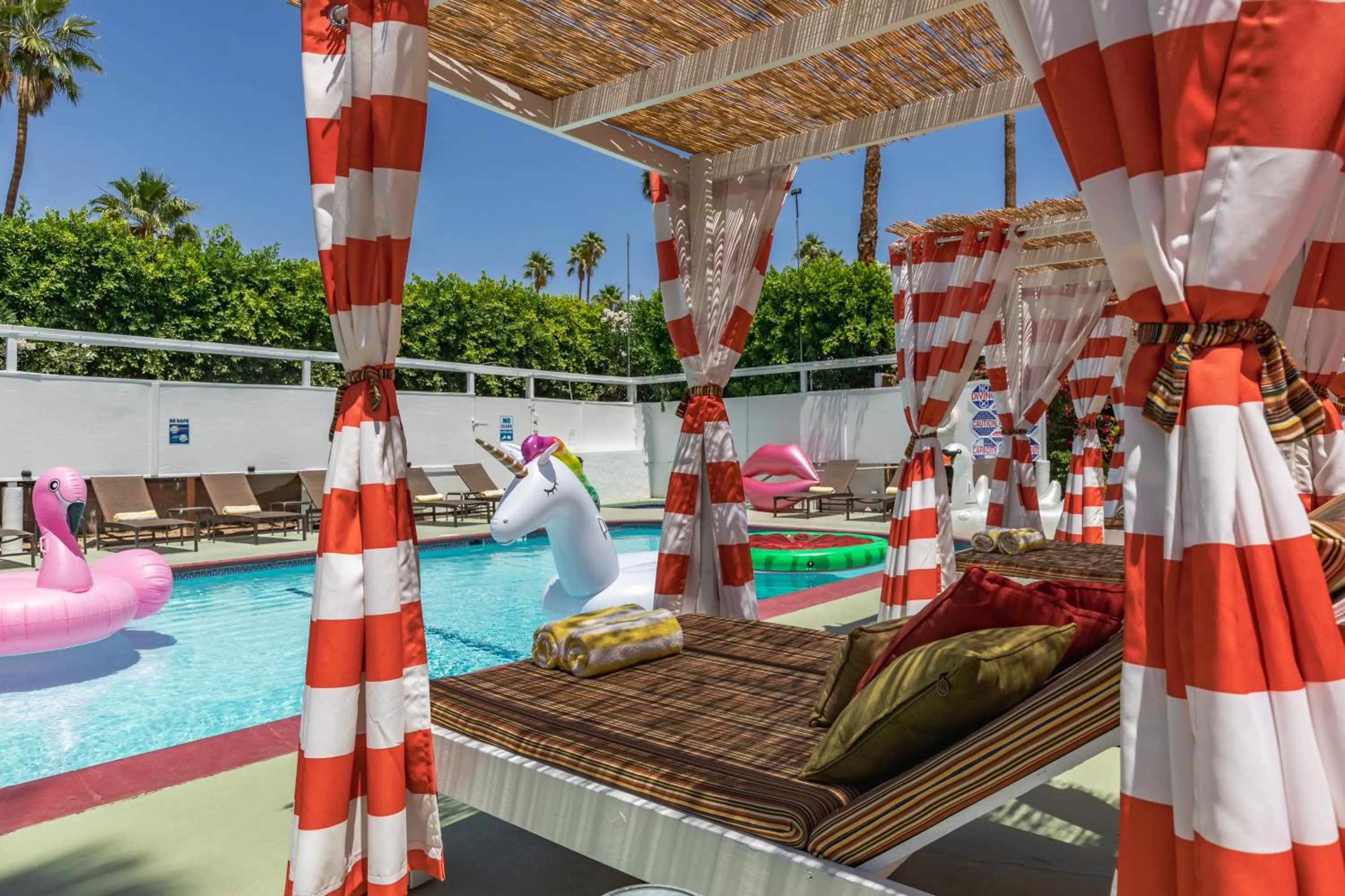 Swimming pool in Float Palm Springs - Adults Only