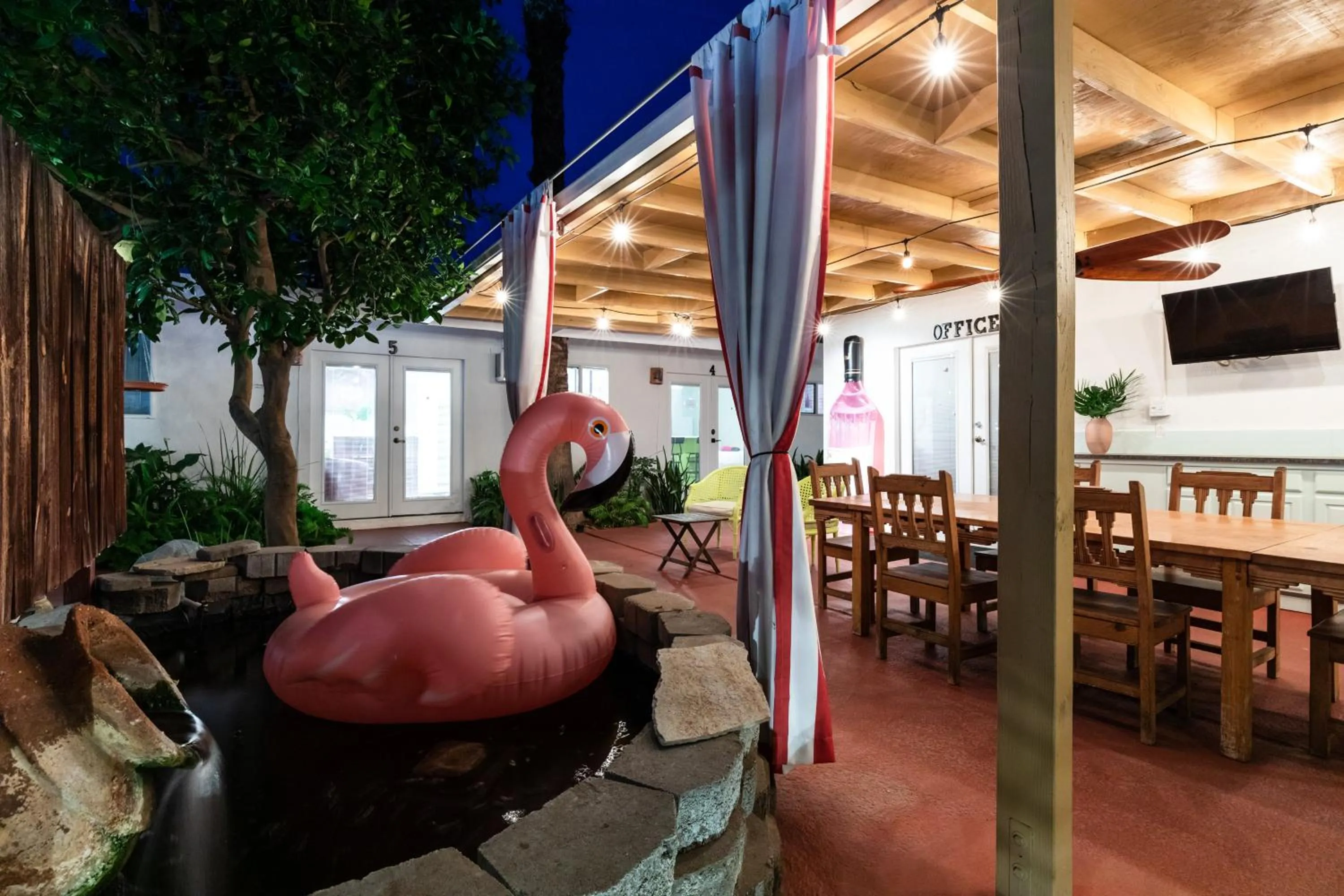 Patio in Float Palm Springs - Adults Only
