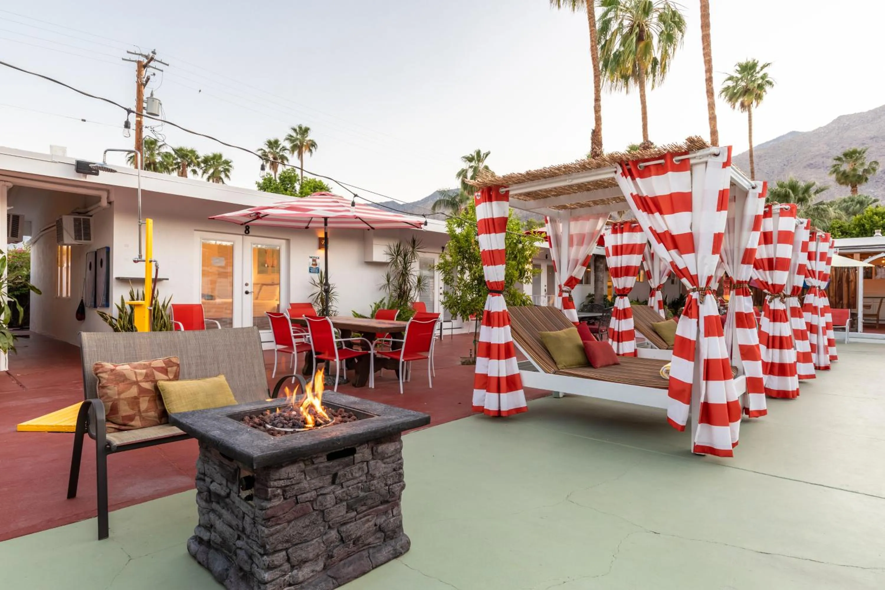 Patio in Float Palm Springs - Adults Only