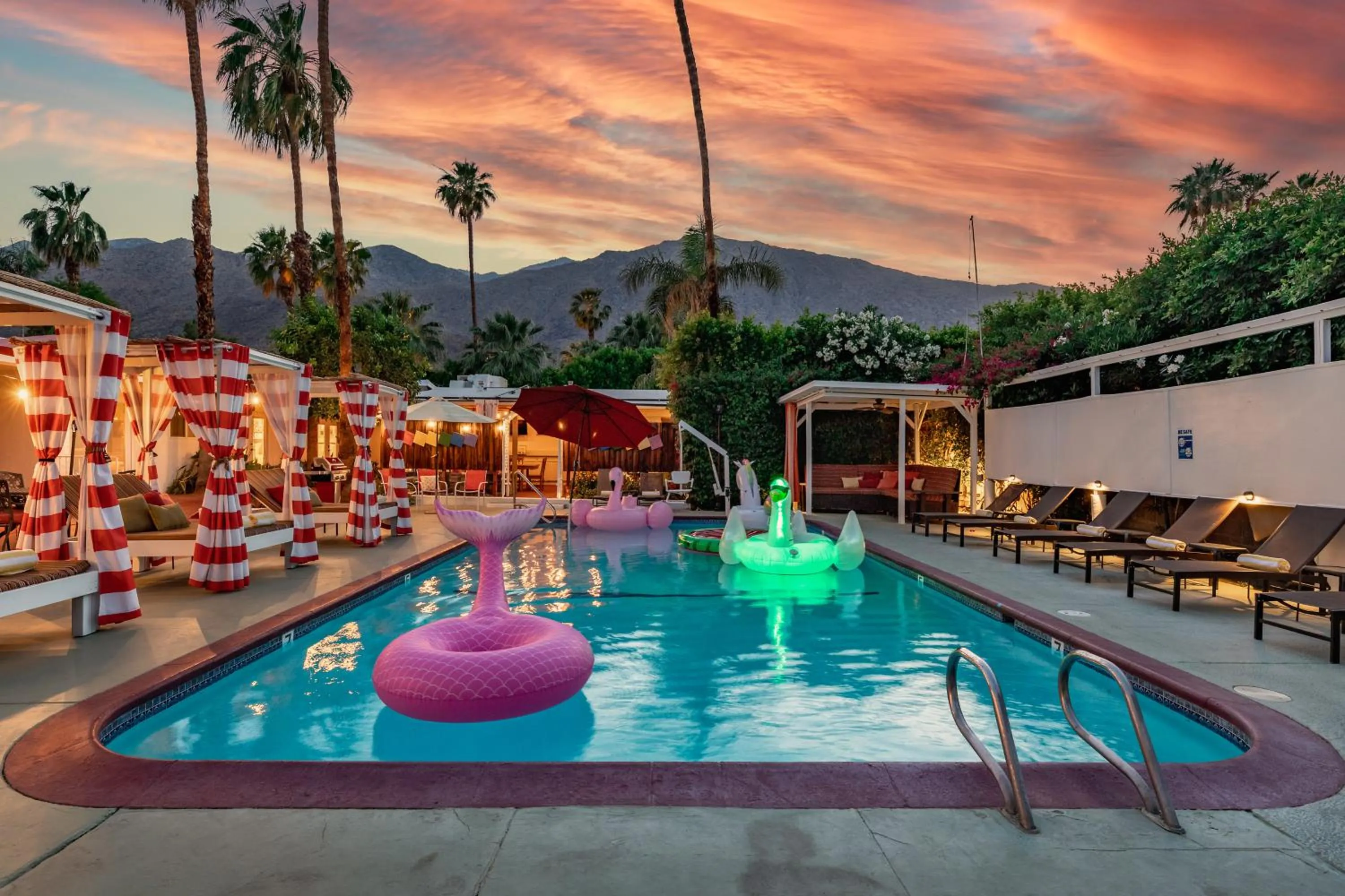 Swimming pool in Float Palm Springs - Adults Only