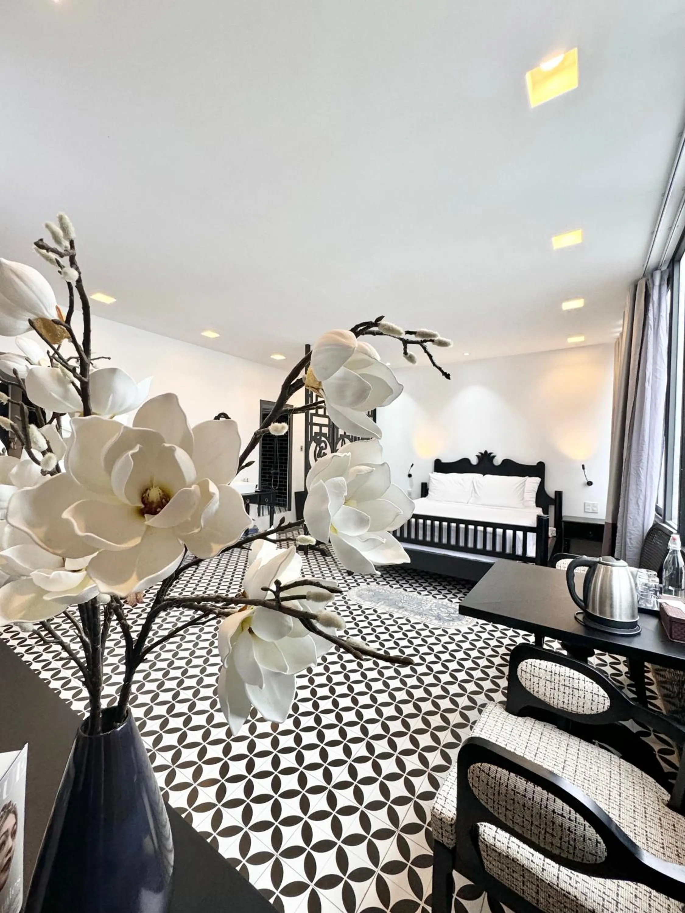 TTR Skypool View Hotel