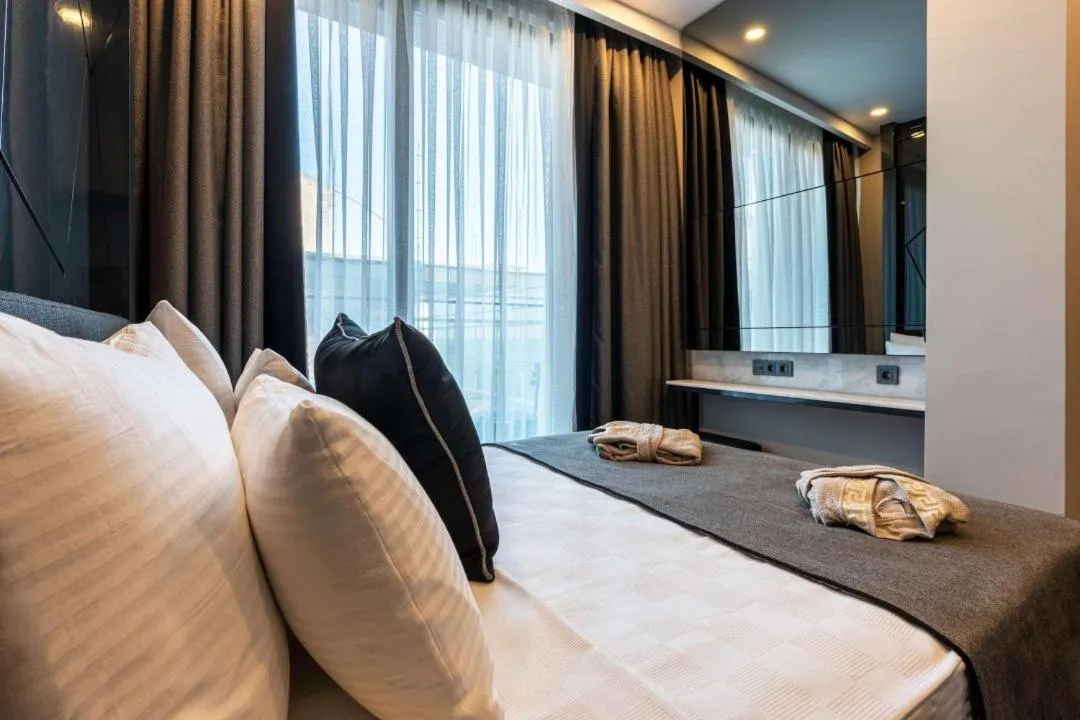 Bed in Lucky Monkey Hotel