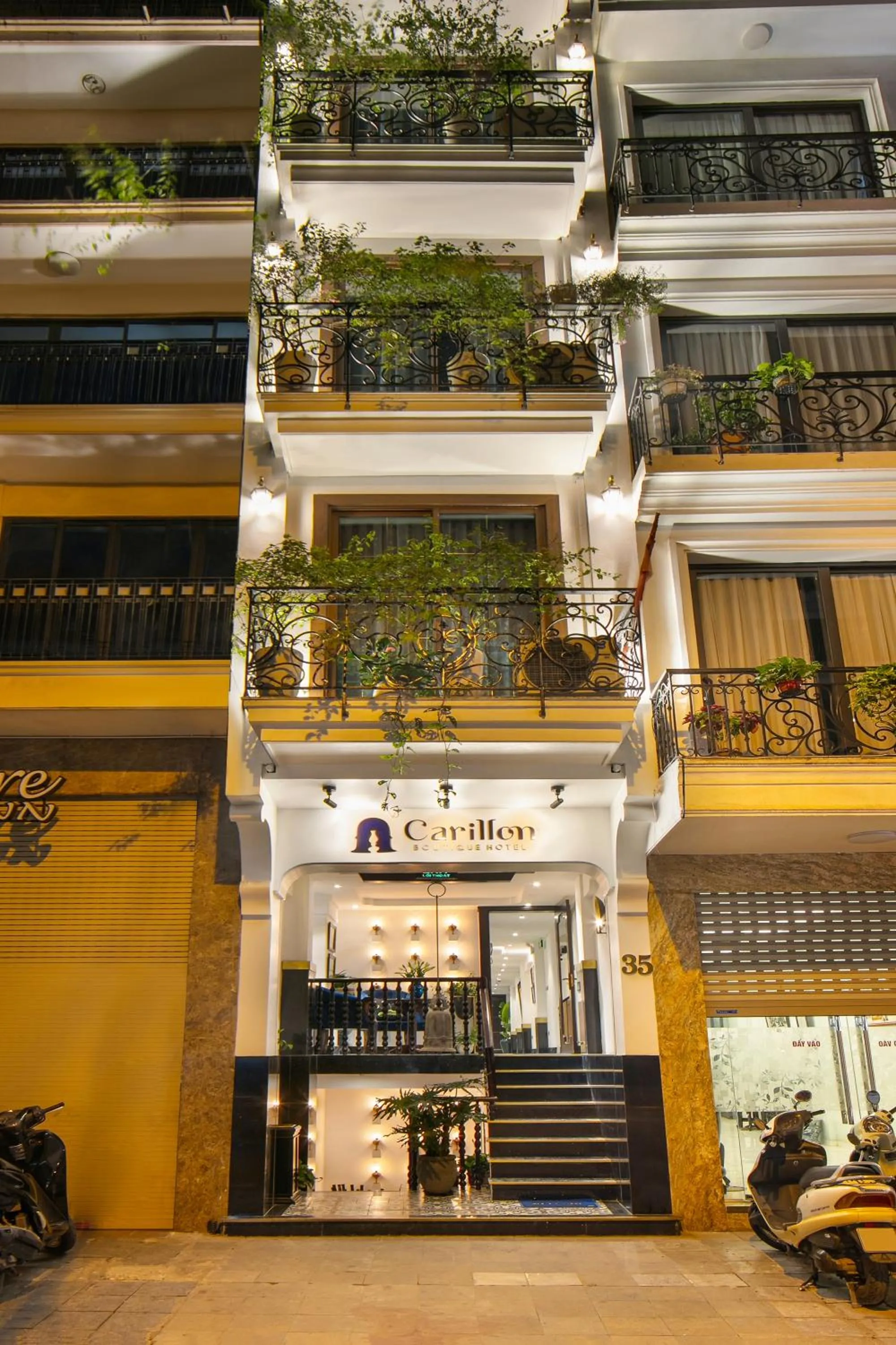 Property building in Carillon Boutique Hotel