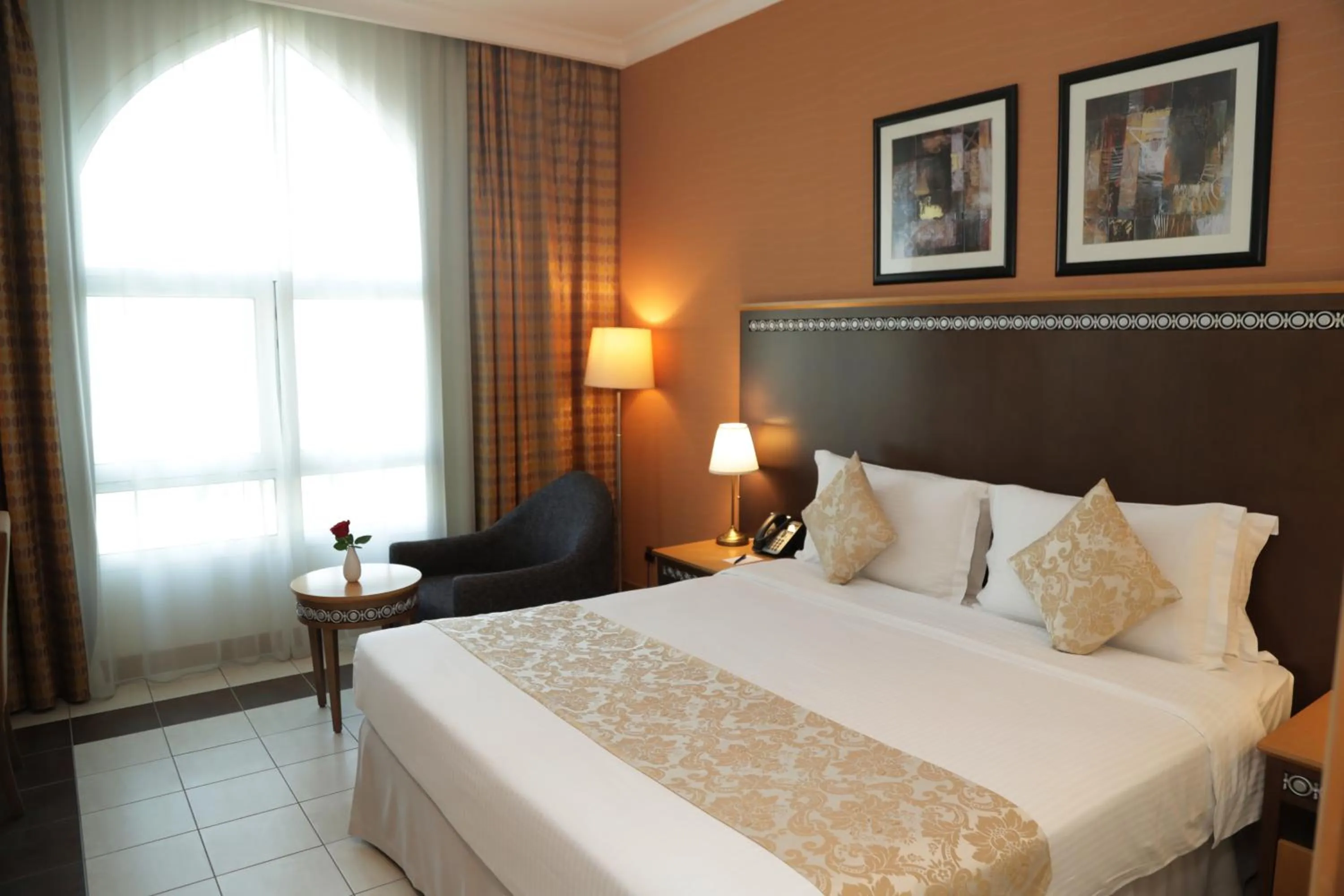 Property building, Bed in Copthorne Al Jahra Hotel & Resort