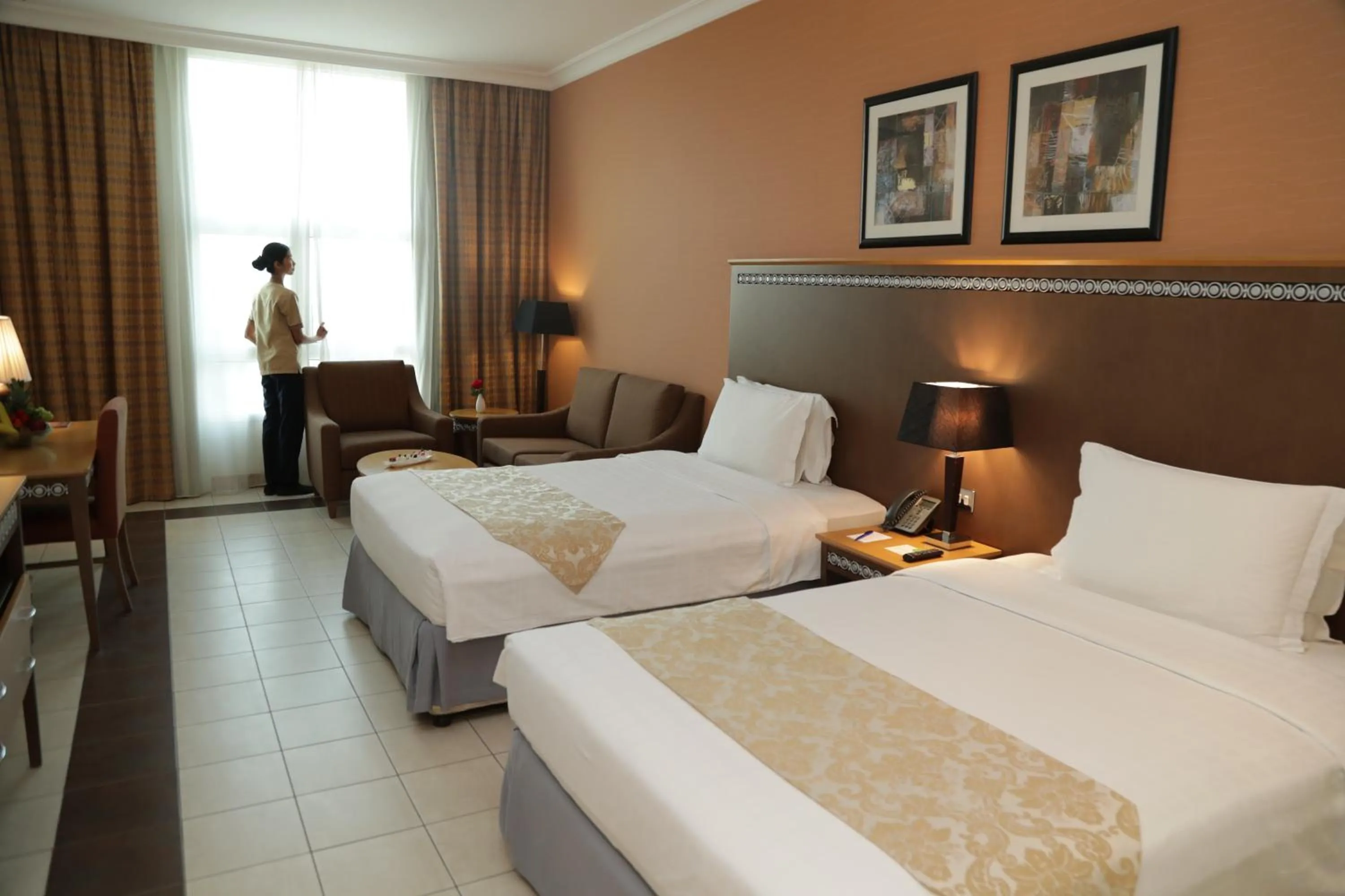 Property building, Bed in Copthorne Al Jahra Hotel & Resort