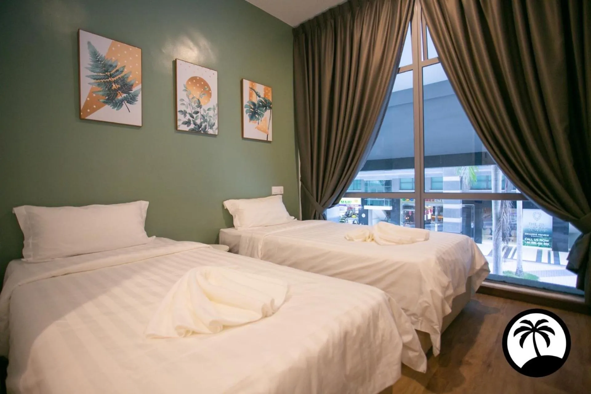 Bedroom, Bed in Paradise Suite at KK Times Square, beside Imago