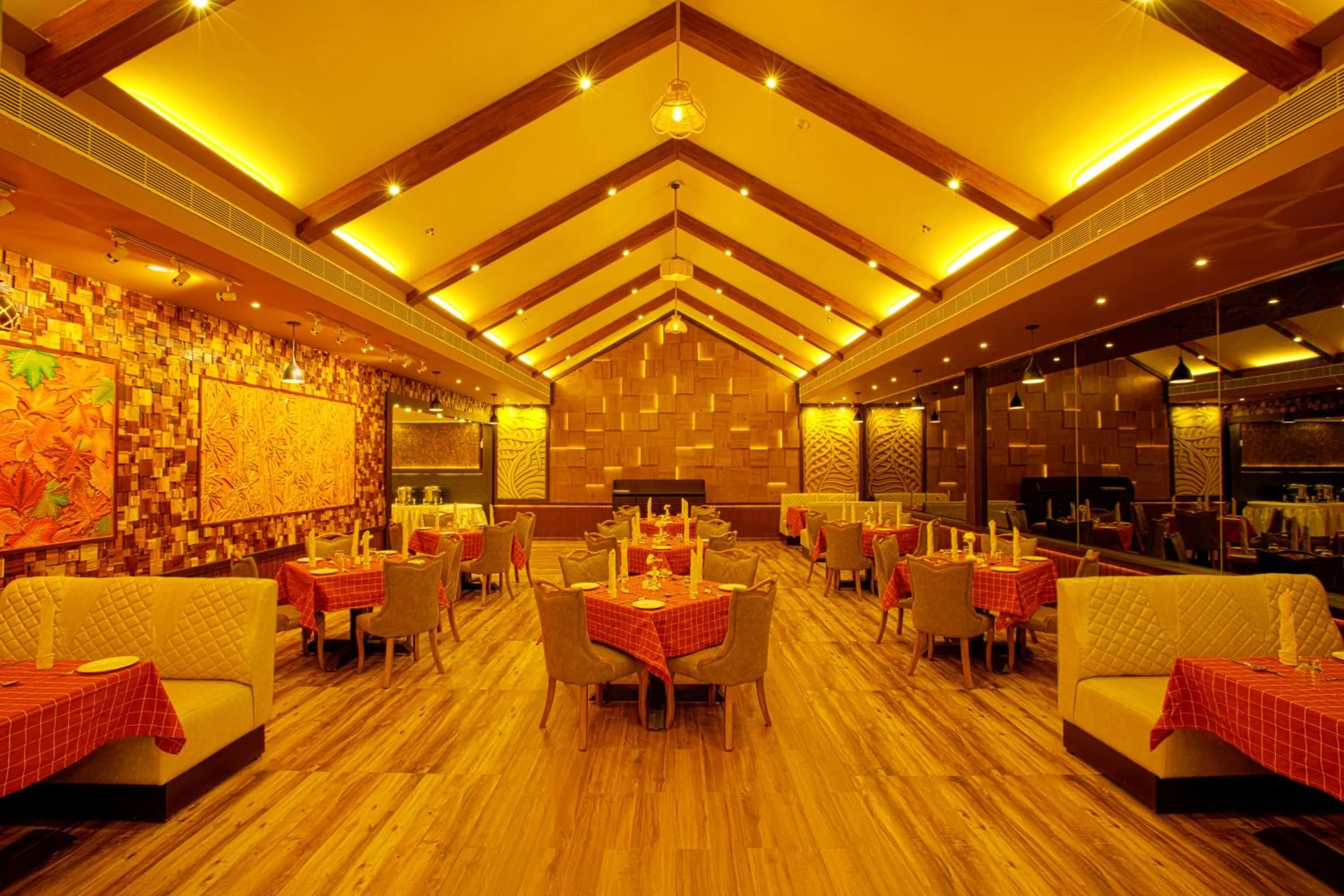 Restaurant/places to eat in Au Revoir Wellness Resort, Malampuzha