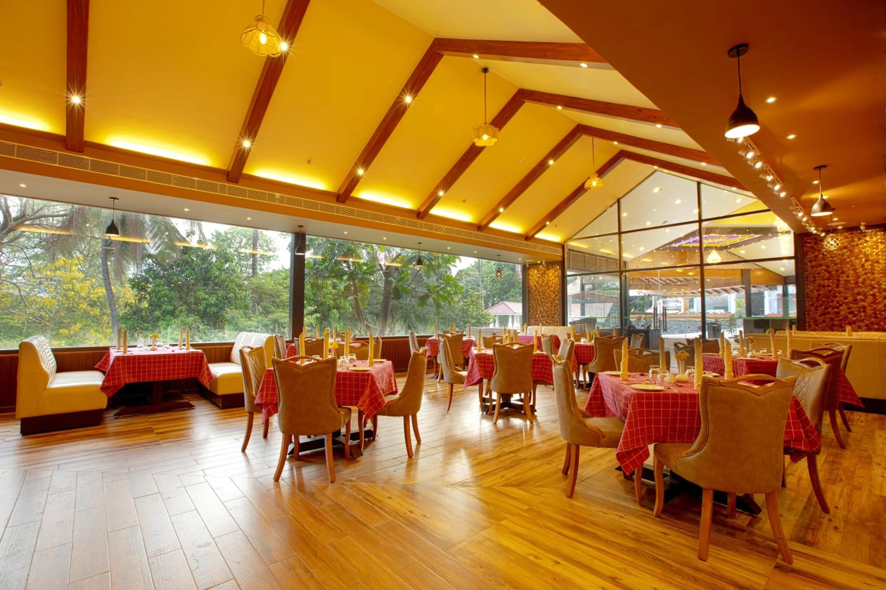 Restaurant/places to eat in Au Revoir Wellness Resort, Malampuzha
