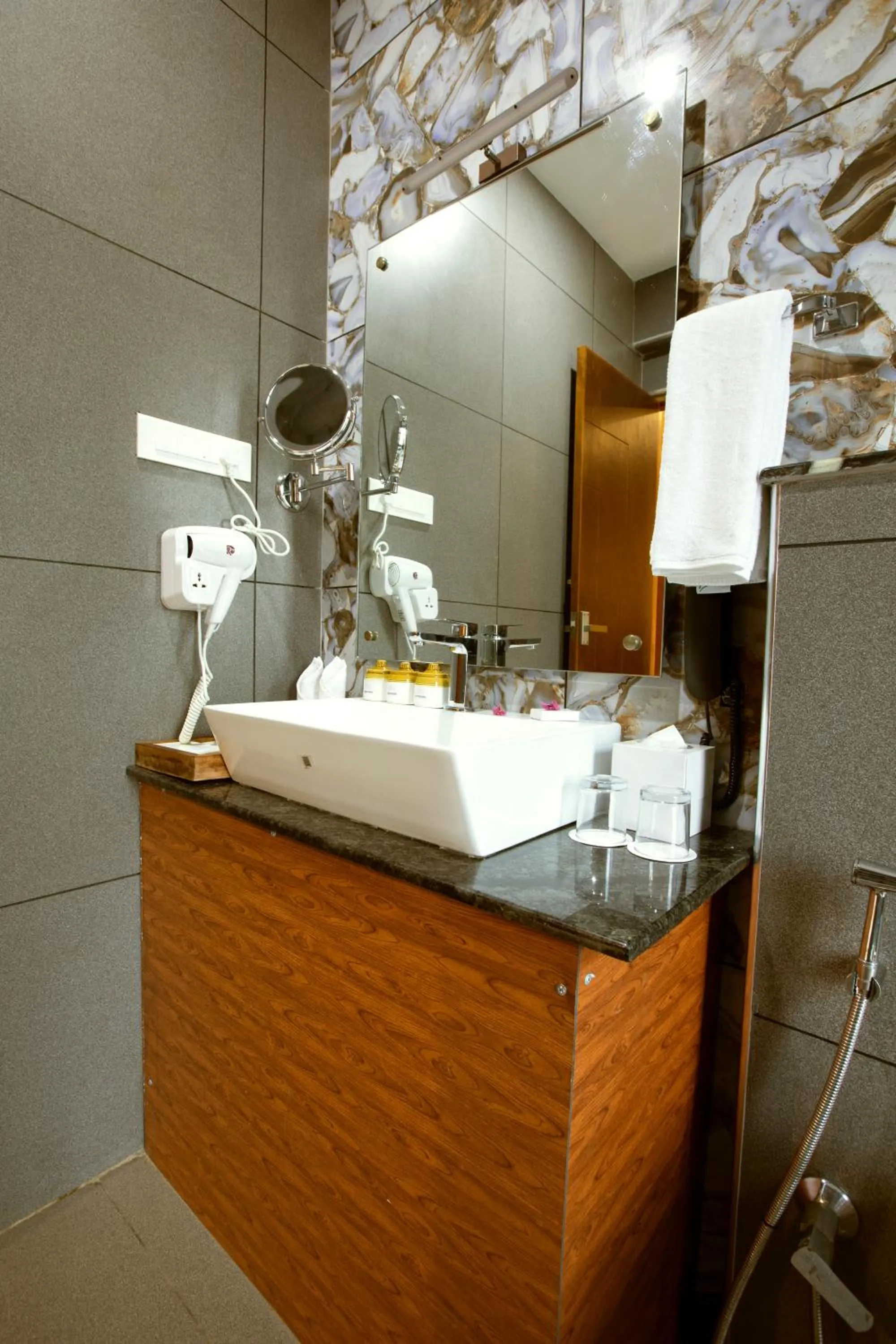 Property building in Au Revoir Wellness Resort, Malampuzha