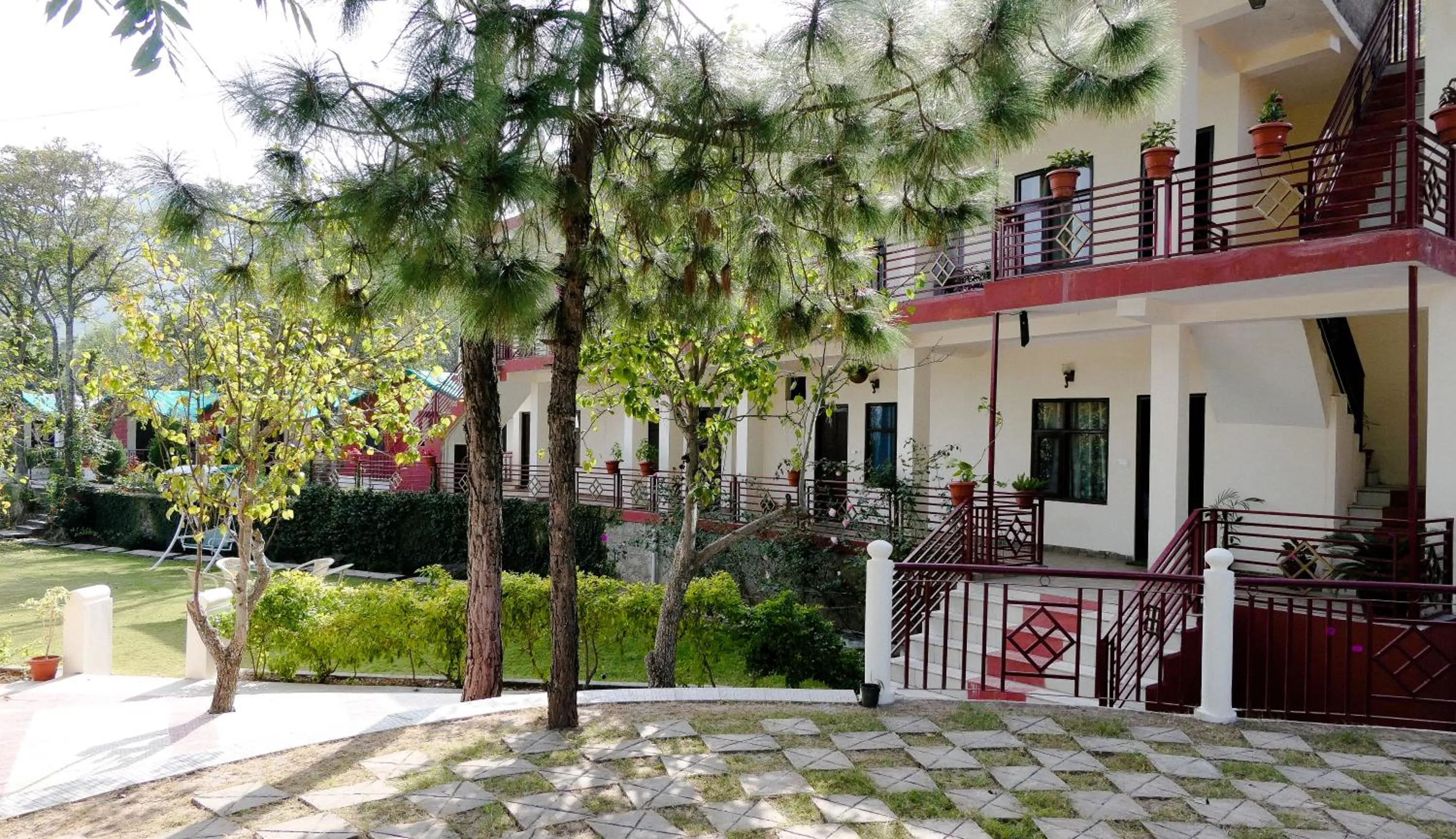Property building in Kasauli Nature Inn