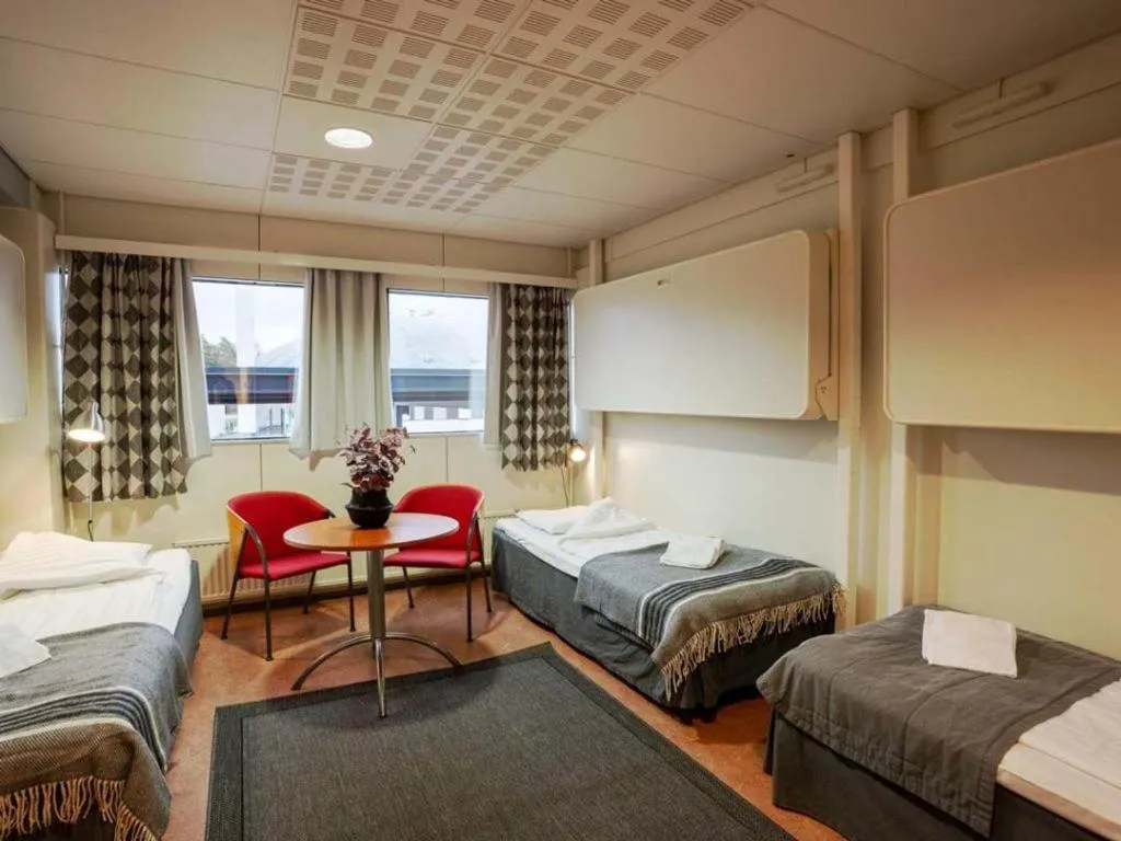 Bed in Hotel Tikkurila