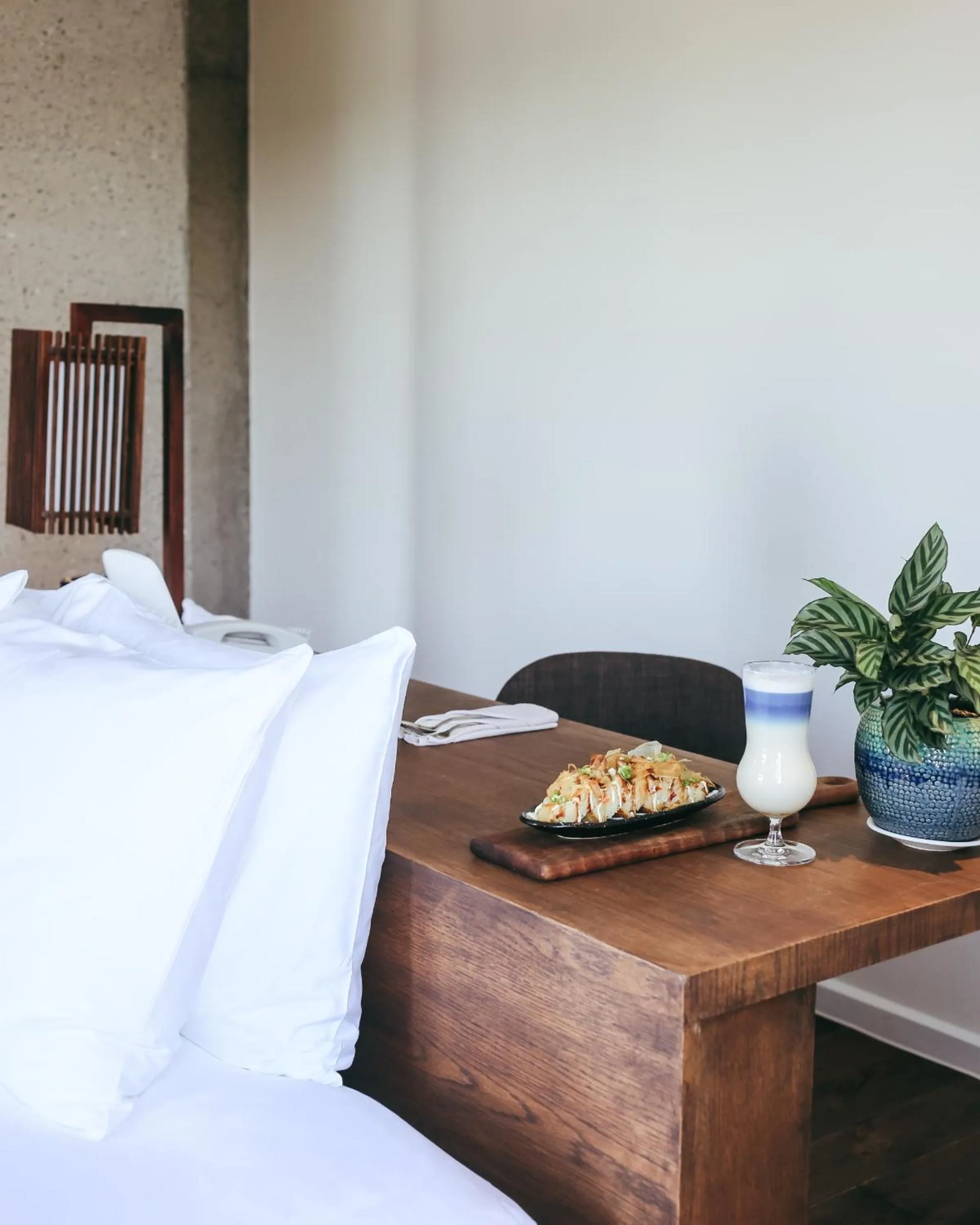 room service, Bed in JM Boutique Hotel