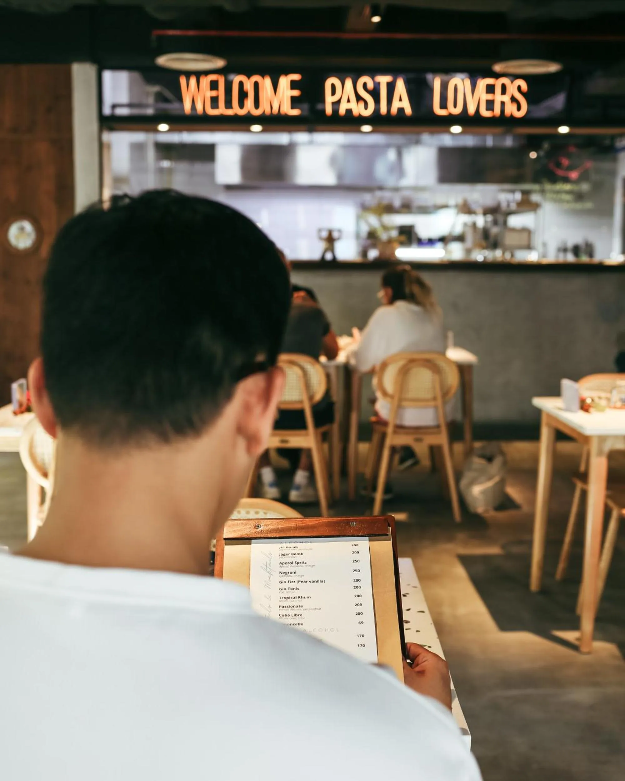 Restaurant/places to eat in JM Boutique Hotel